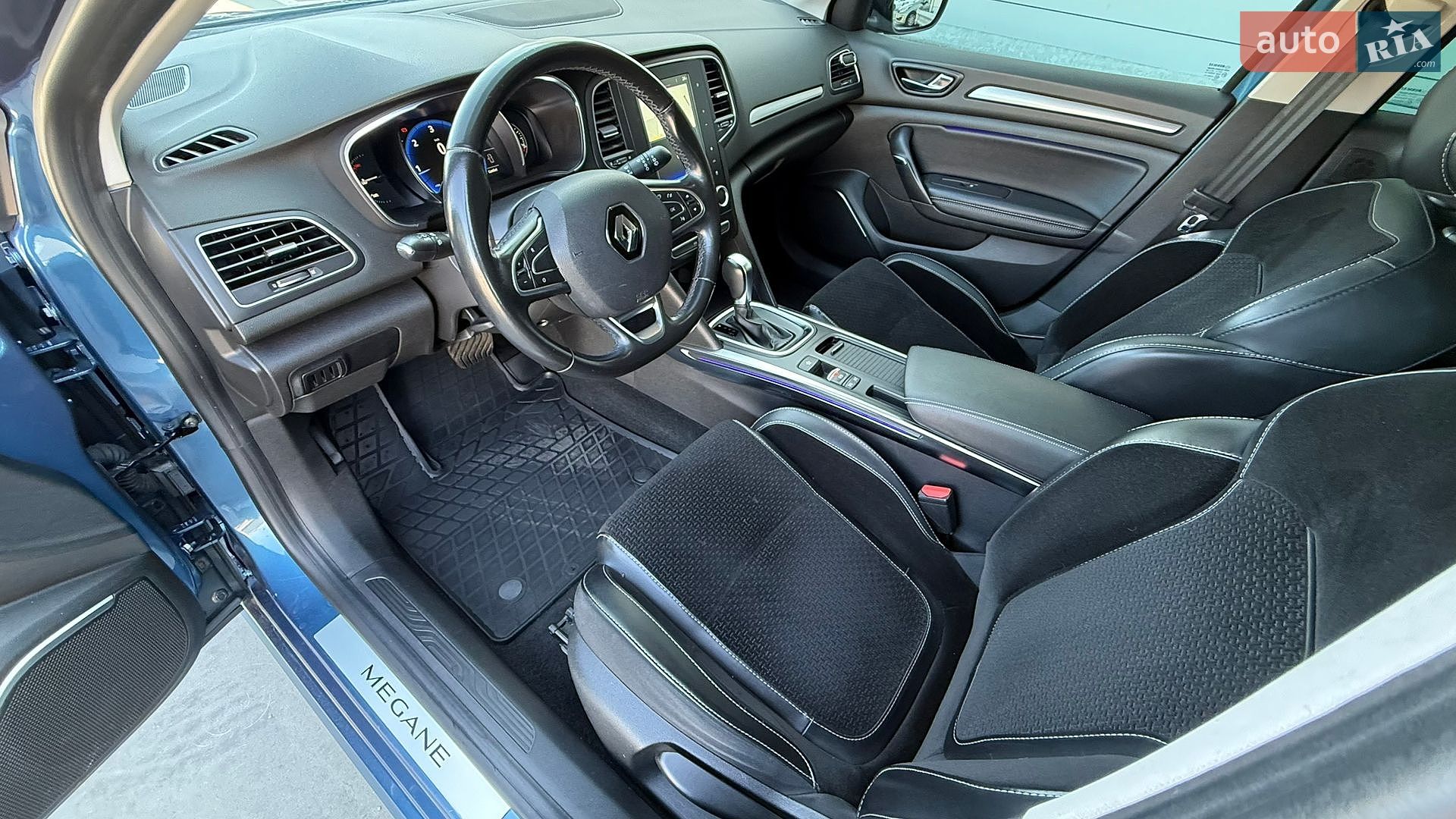 Renault Megane 2017 VIN VF1RFB00157481181 фото оголошення 24 з 70