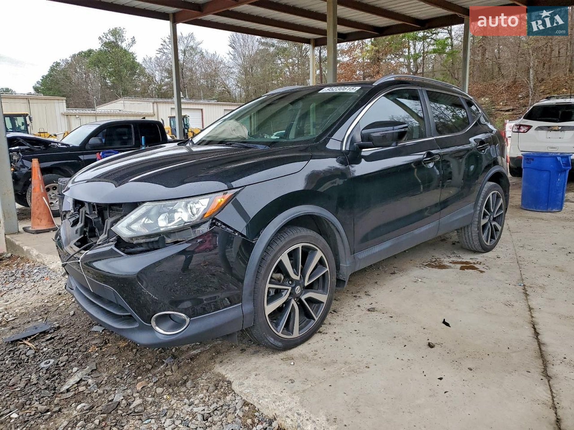 Nissan Rogue Sport 2018 VIN JN1BJ1CP3JW109624 фото оголошення 2 з 12
