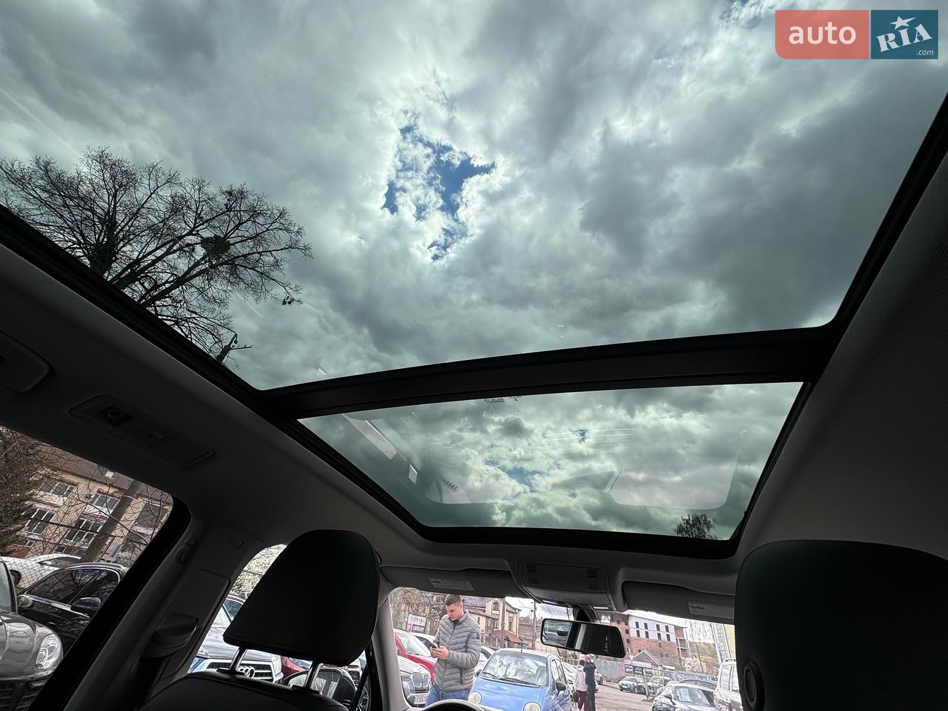 VOLKSWAGEN TIGUAN 2019 VIN 3VV2B7AX4KM146023 фото оголошення 34 з 35
