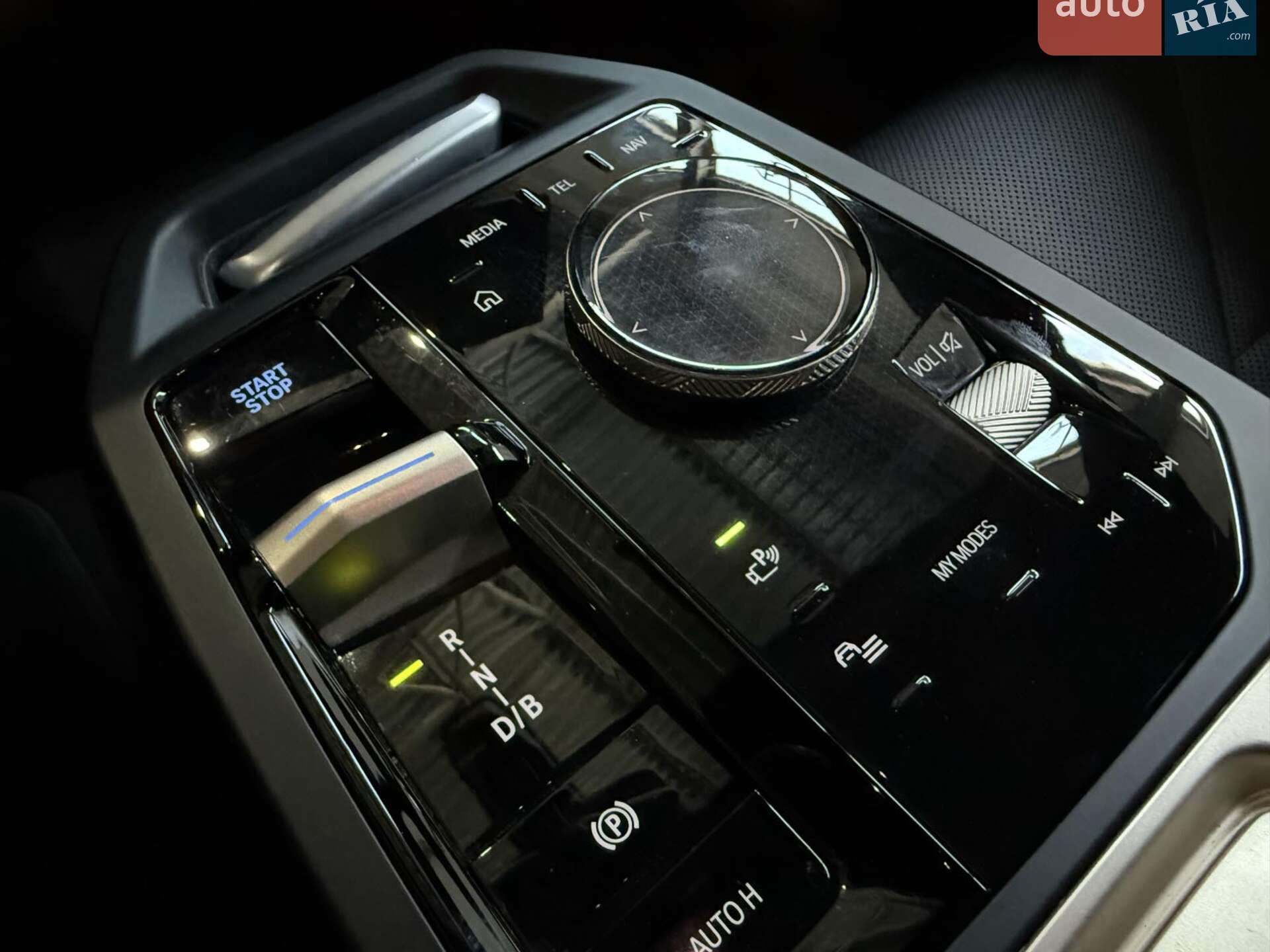 BMW iX 2022 VIN WBY11CF080CM04364 фото оголошення 44 з 45