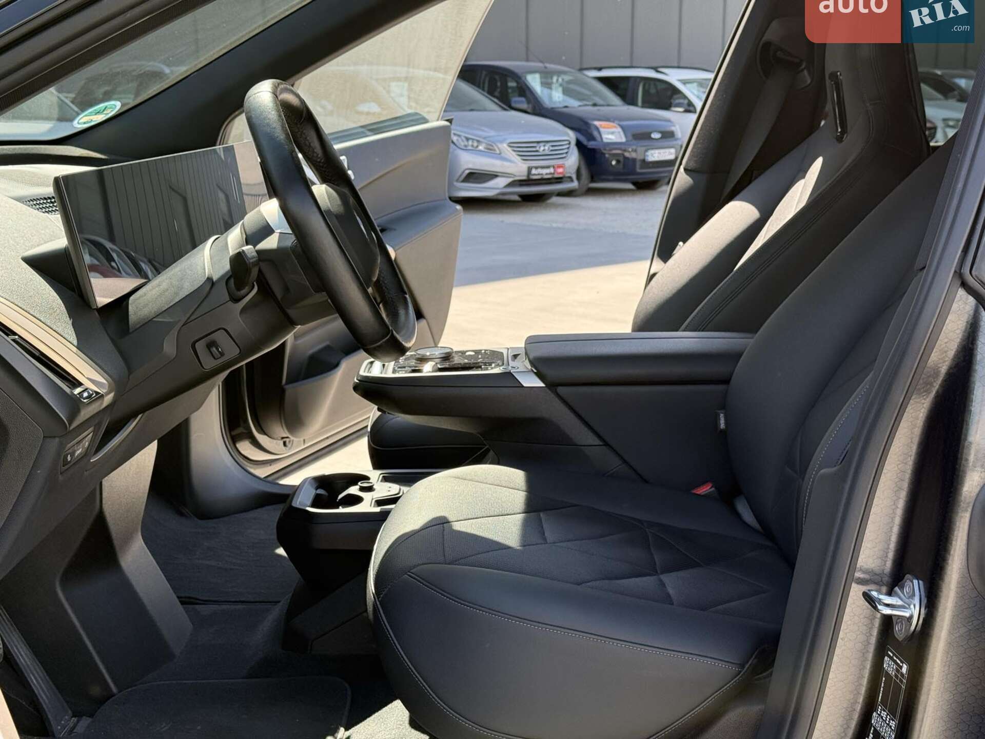 BMW iX 2022 VIN WBY11CF080CM04364 фото оголошення 16 з 45