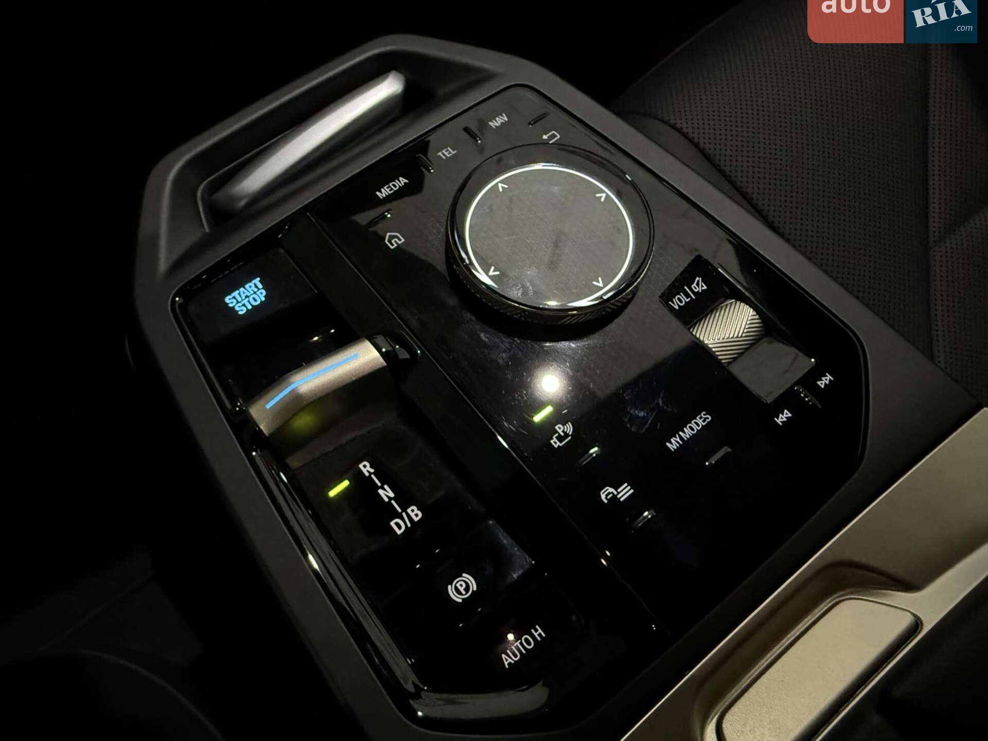 BMW iX 2022 VIN WBY11CF080CM04364 фото оголошення 41 з 45