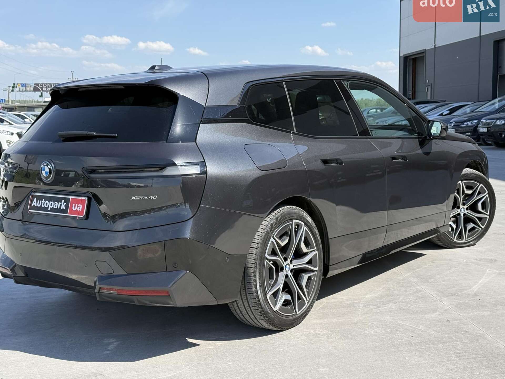 BMW iX 2022 VIN WBY11CF080CM04364 фото оголошення 11 з 45