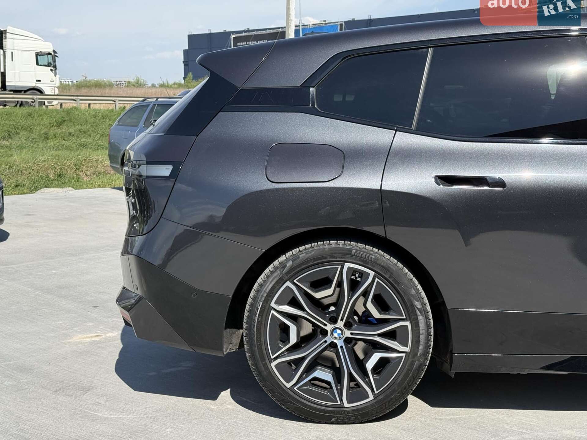 BMW iX 2022 VIN WBY11CF080CM04364 фото оголошення 12 з 45