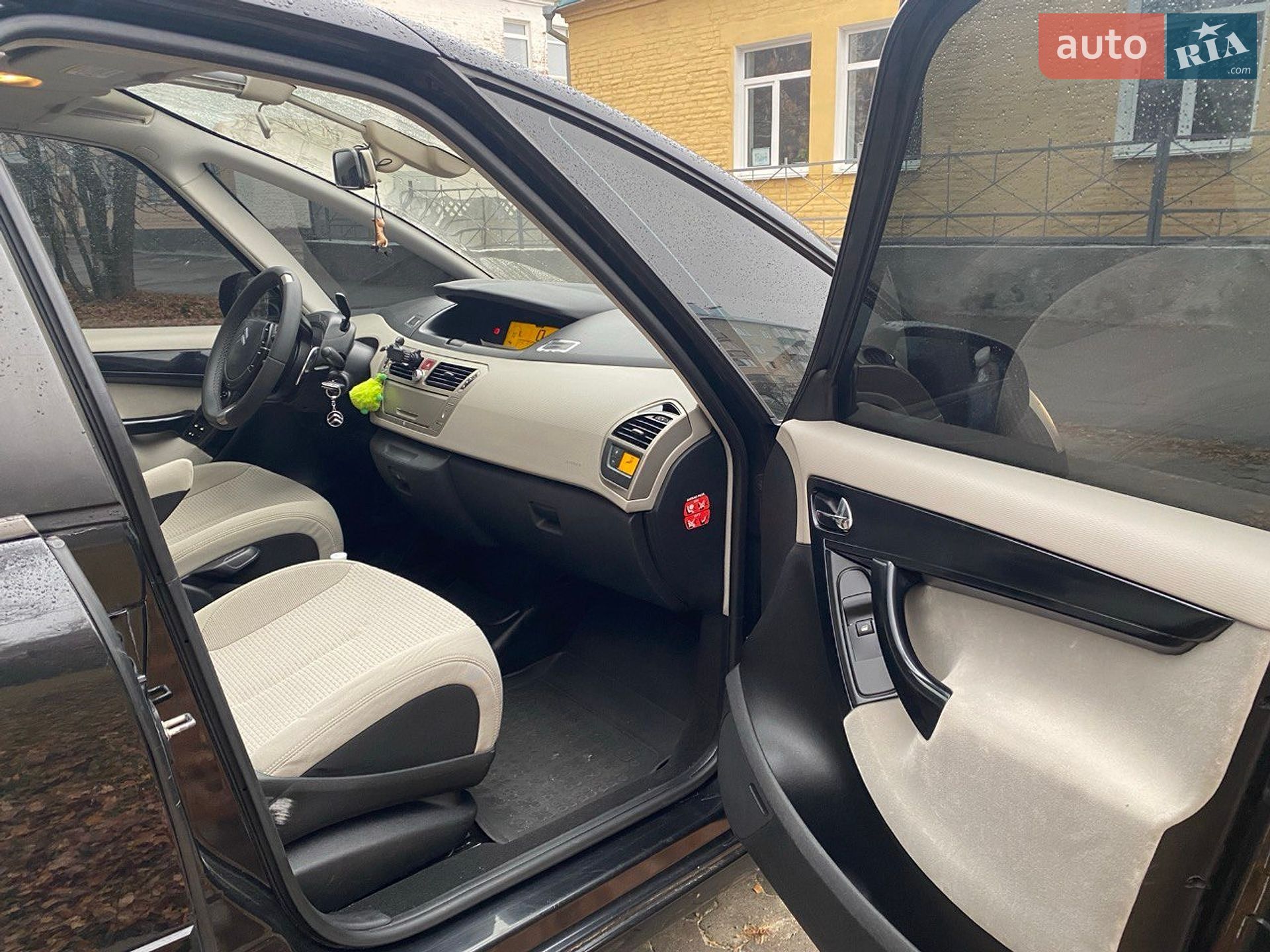 Citroen C4 Picasso 2008 VIN VF7UD9HZH45264247 фото оголошення 11 з 26