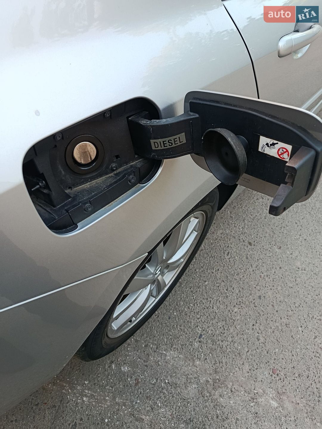 Renault Laguna 2013 VIN VF1BT1RG648230644 фото оголошення 6 з 36