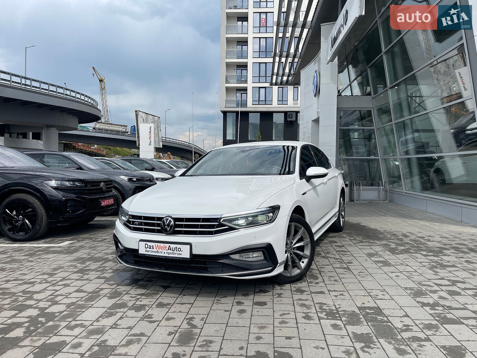 Volkswagen Passat 2021 VIN WVWZZZ3CZME128520 фото оголошення 3 з 82