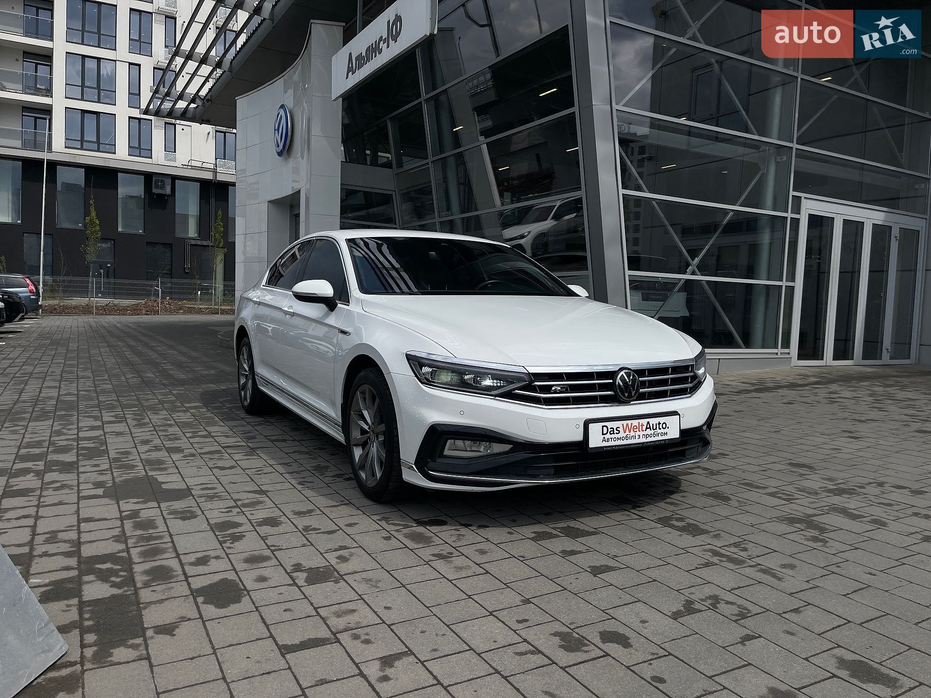 Volkswagen Passat 2021 VIN WVWZZZ3CZME128520 фото оголошення 11 з 82