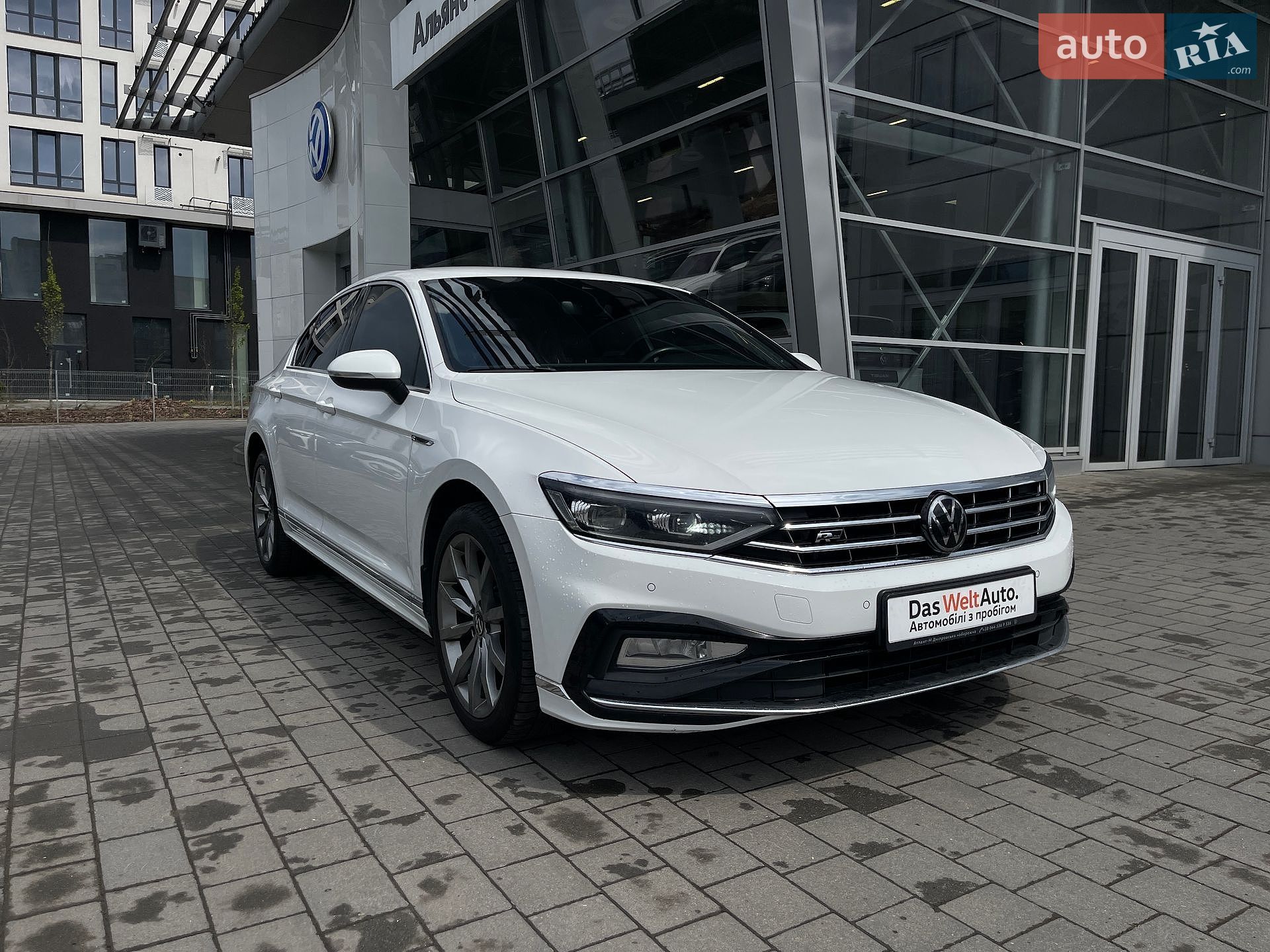 Volkswagen Passat 2021 VIN WVWZZZ3CZME128520 фото оголошення 12 з 82