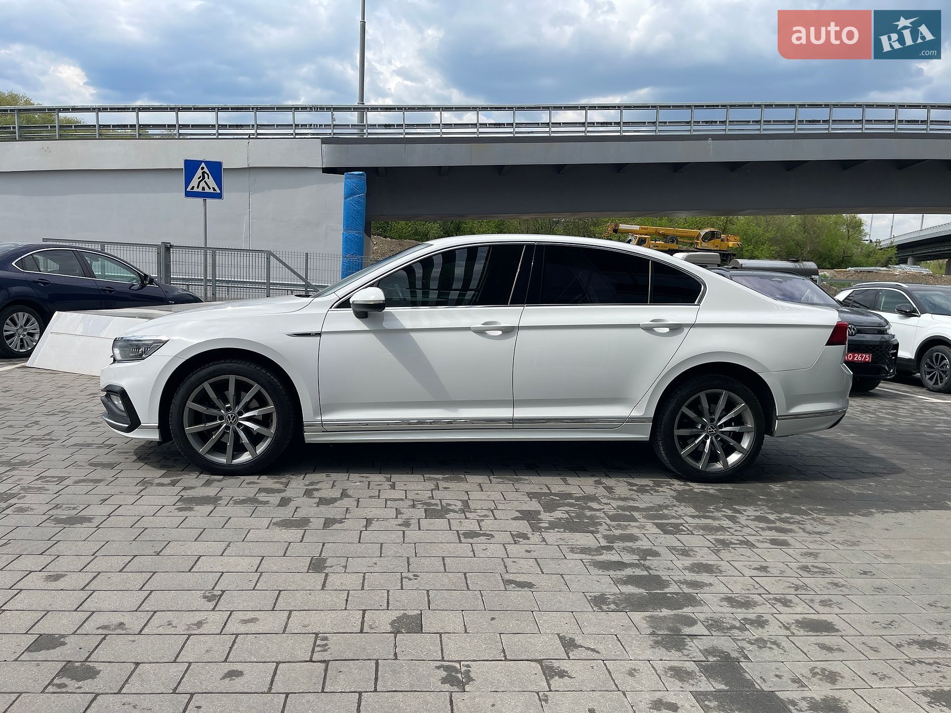 Volkswagen Passat 2021 VIN WVWZZZ3CZME128520 фото оголошення 14 з 82