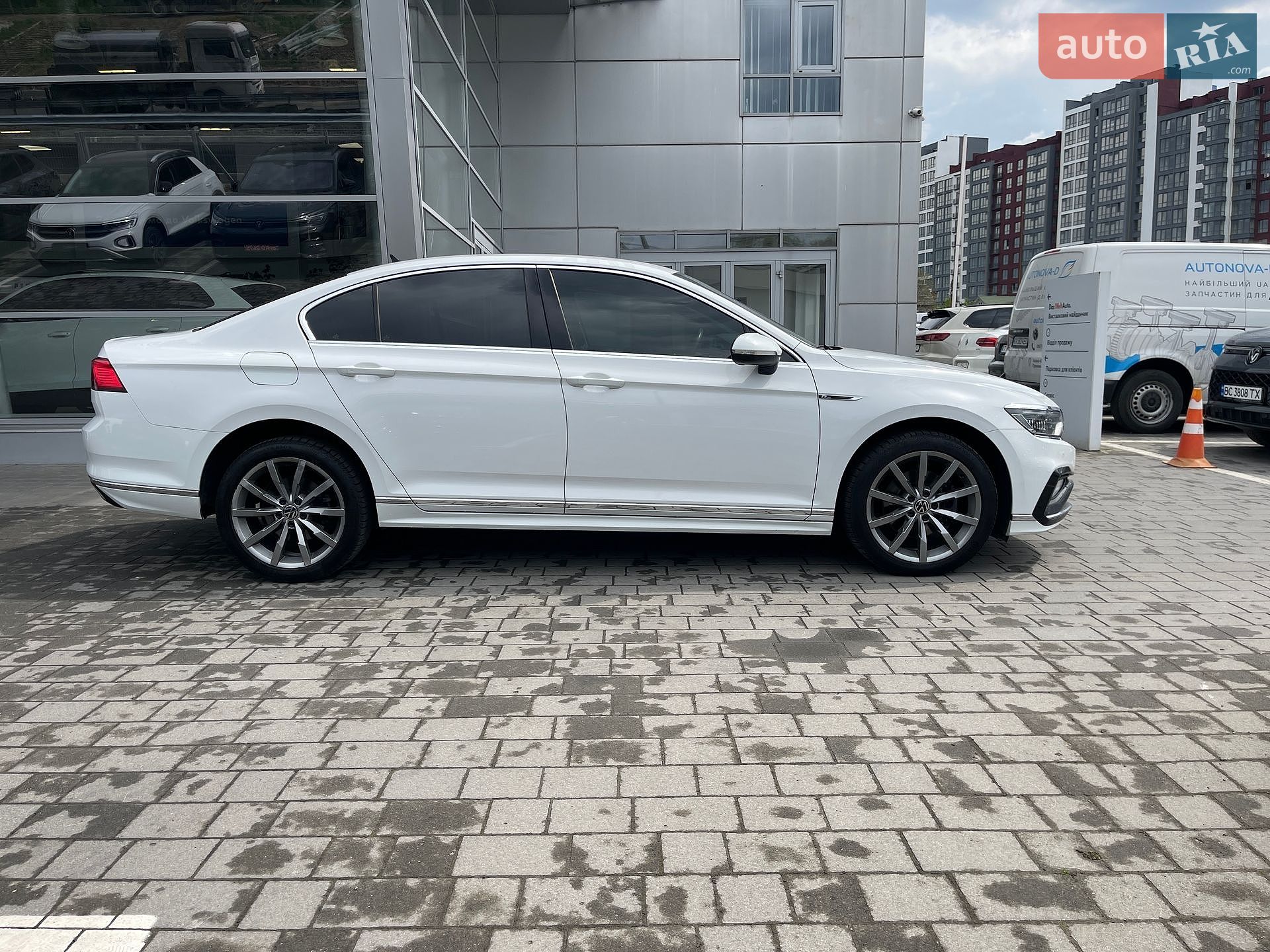Volkswagen Passat 2021 VIN WVWZZZ3CZME128520 фото оголошення 15 з 82