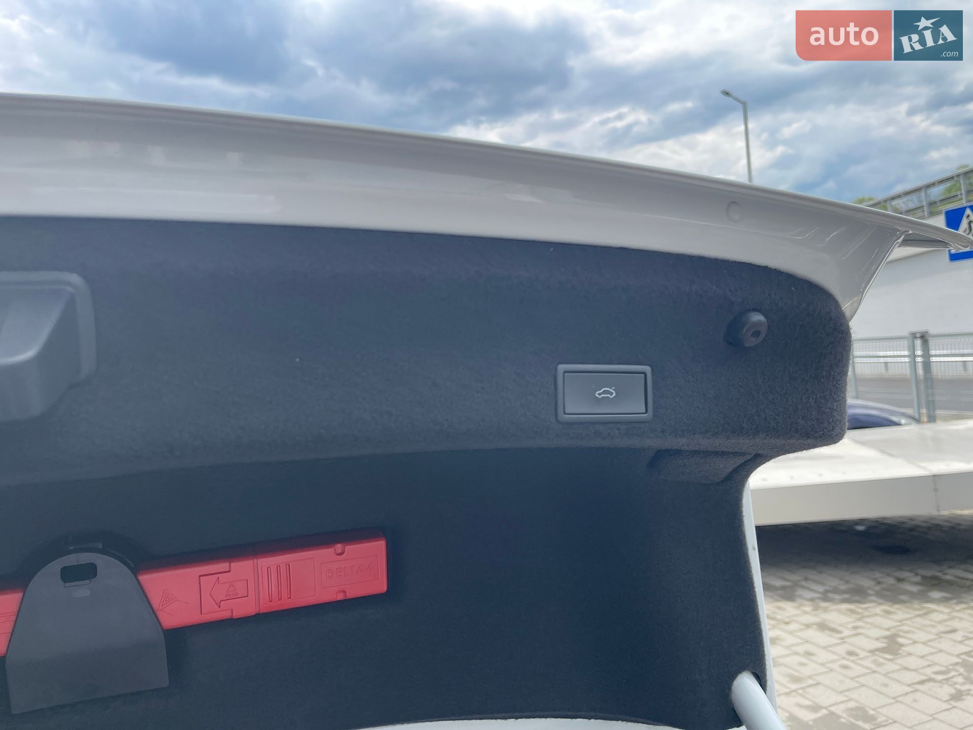 Volkswagen Passat 2021 VIN WVWZZZ3CZME128520 фото оголошення 25 з 82