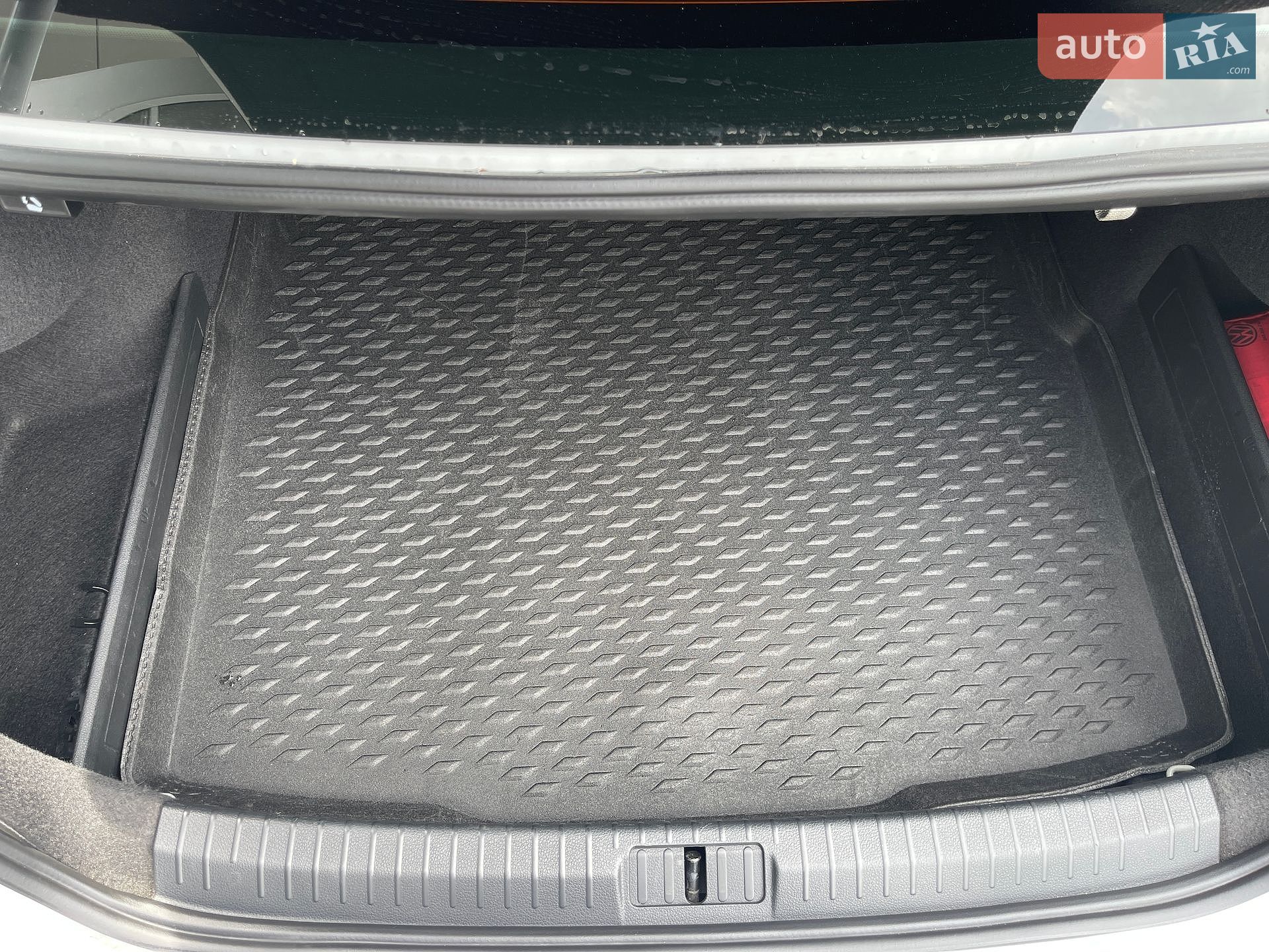 Volkswagen Passat 2021 VIN WVWZZZ3CZME128520 фото оголошення 28 з 82