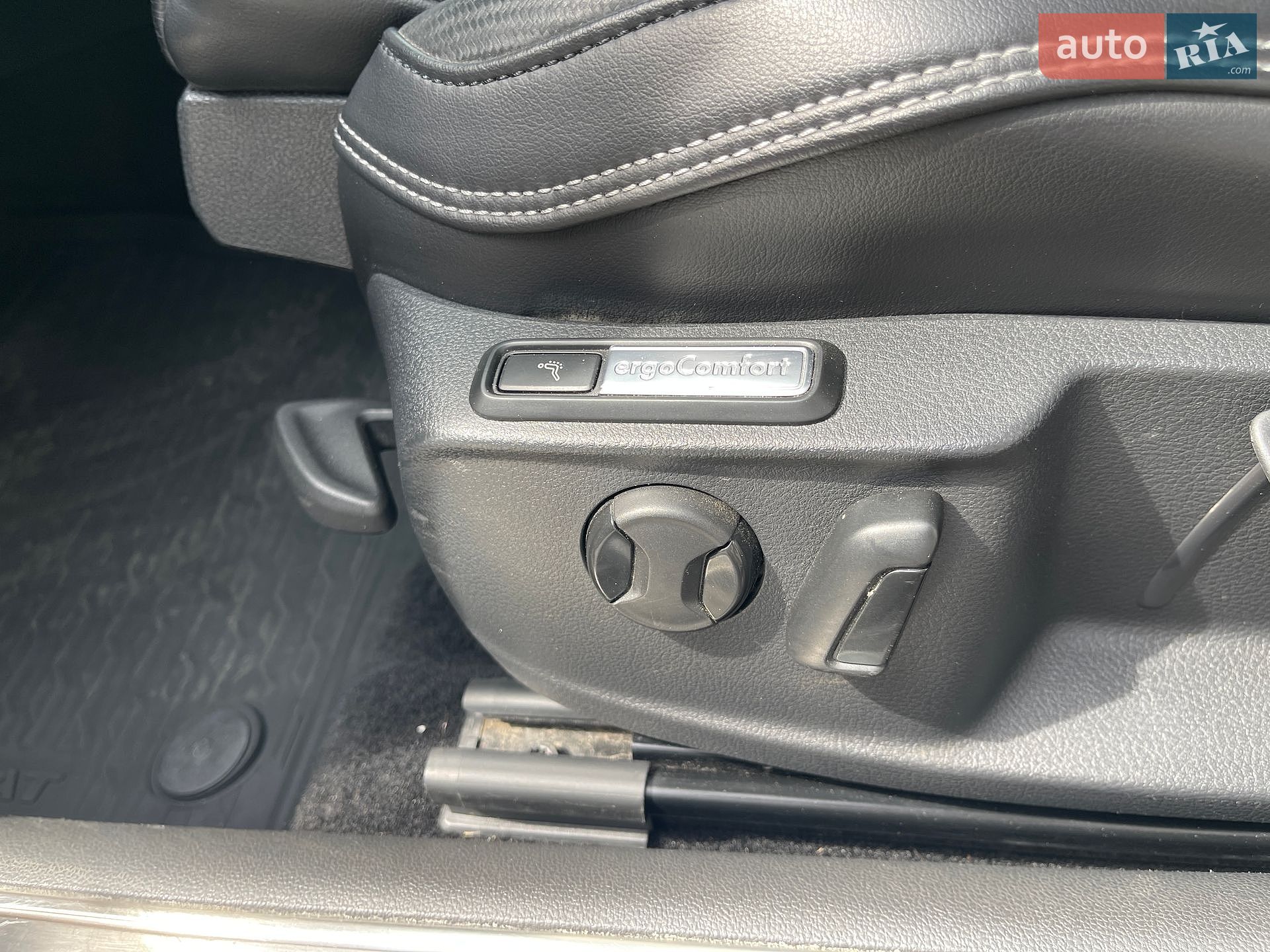 Volkswagen Passat 2021 VIN WVWZZZ3CZME128520 фото оголошення 36 з 82