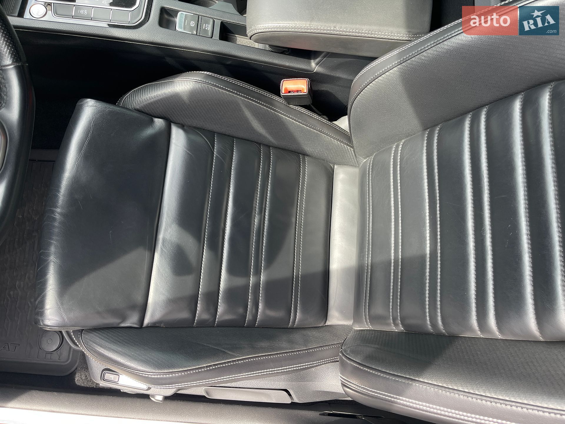Volkswagen Passat 2021 VIN WVWZZZ3CZME128520 фото оголошення 42 з 82
