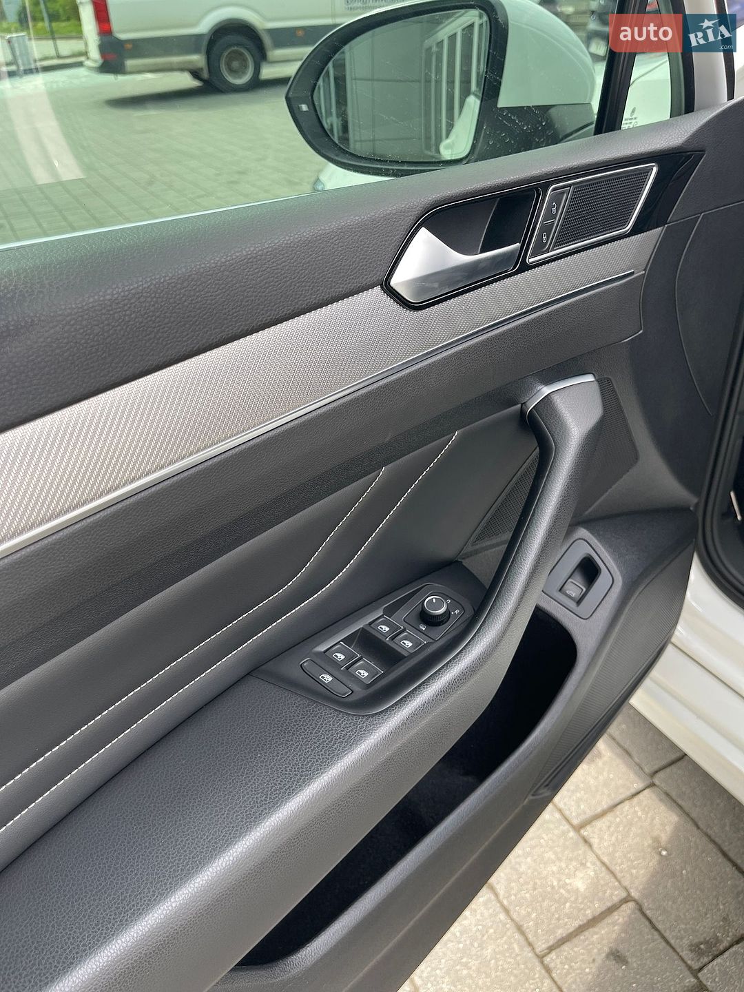 Volkswagen Passat 2021 VIN WVWZZZ3CZME128520 фото оголошення 59 з 82