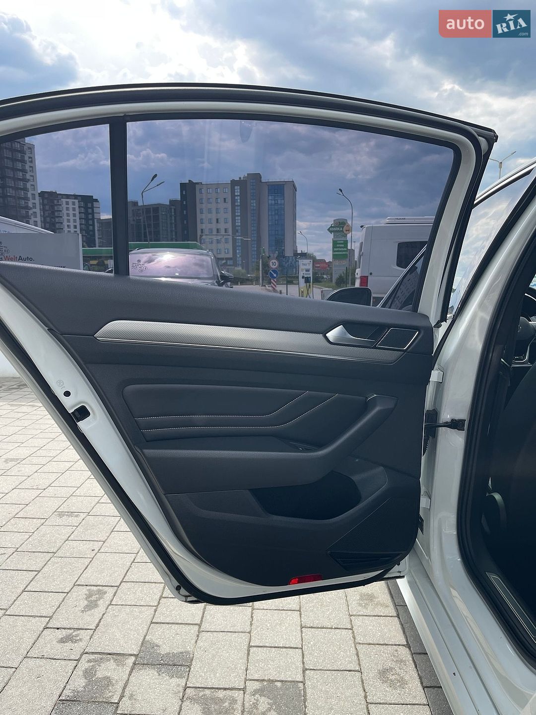 Volkswagen Passat 2021 VIN WVWZZZ3CZME128520 фото оголошення 61 з 82