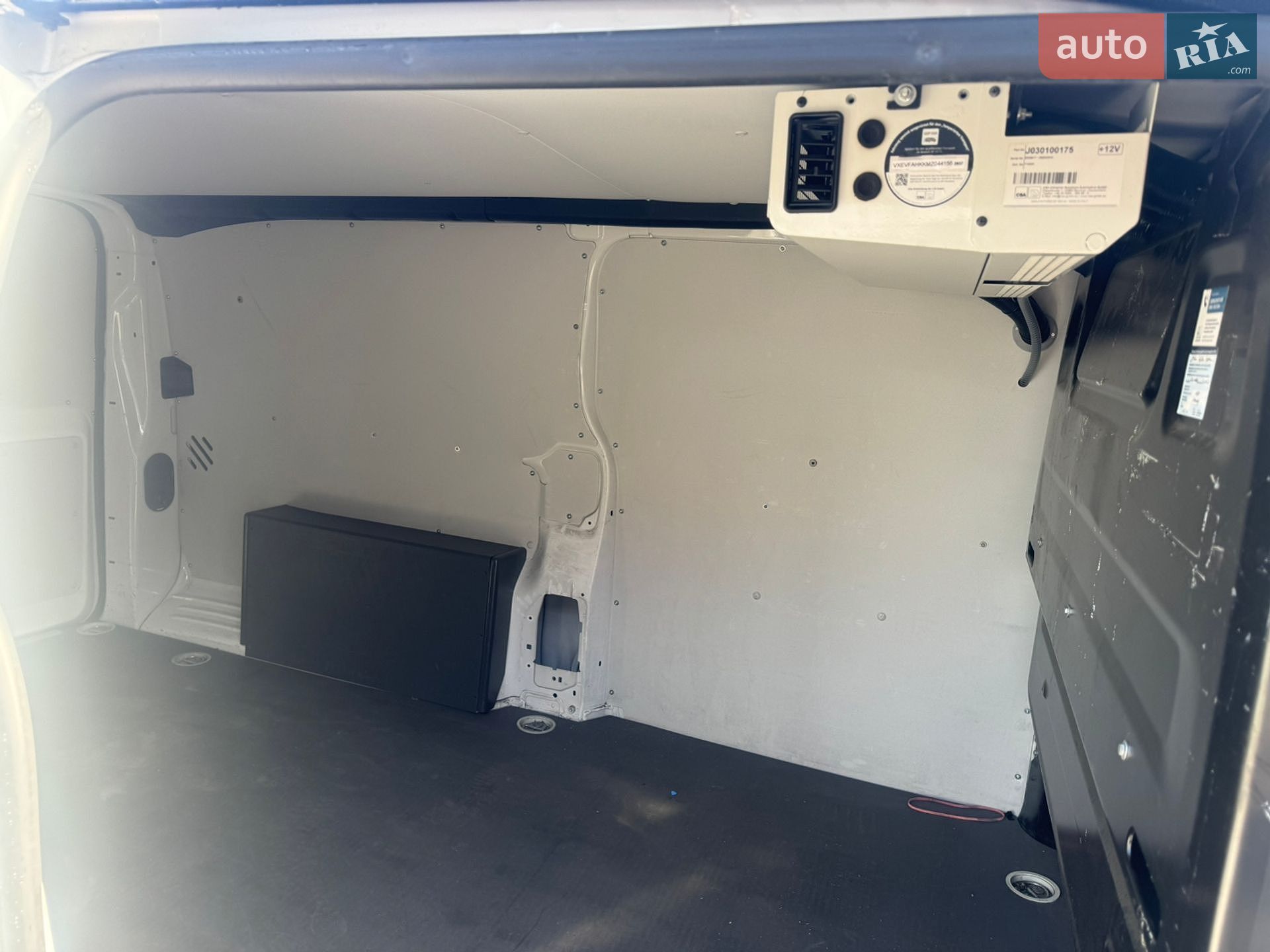 Opel Vivaro 2021 VIN VXEVFAHKKMZ065524 фото оголошення 19 з 24