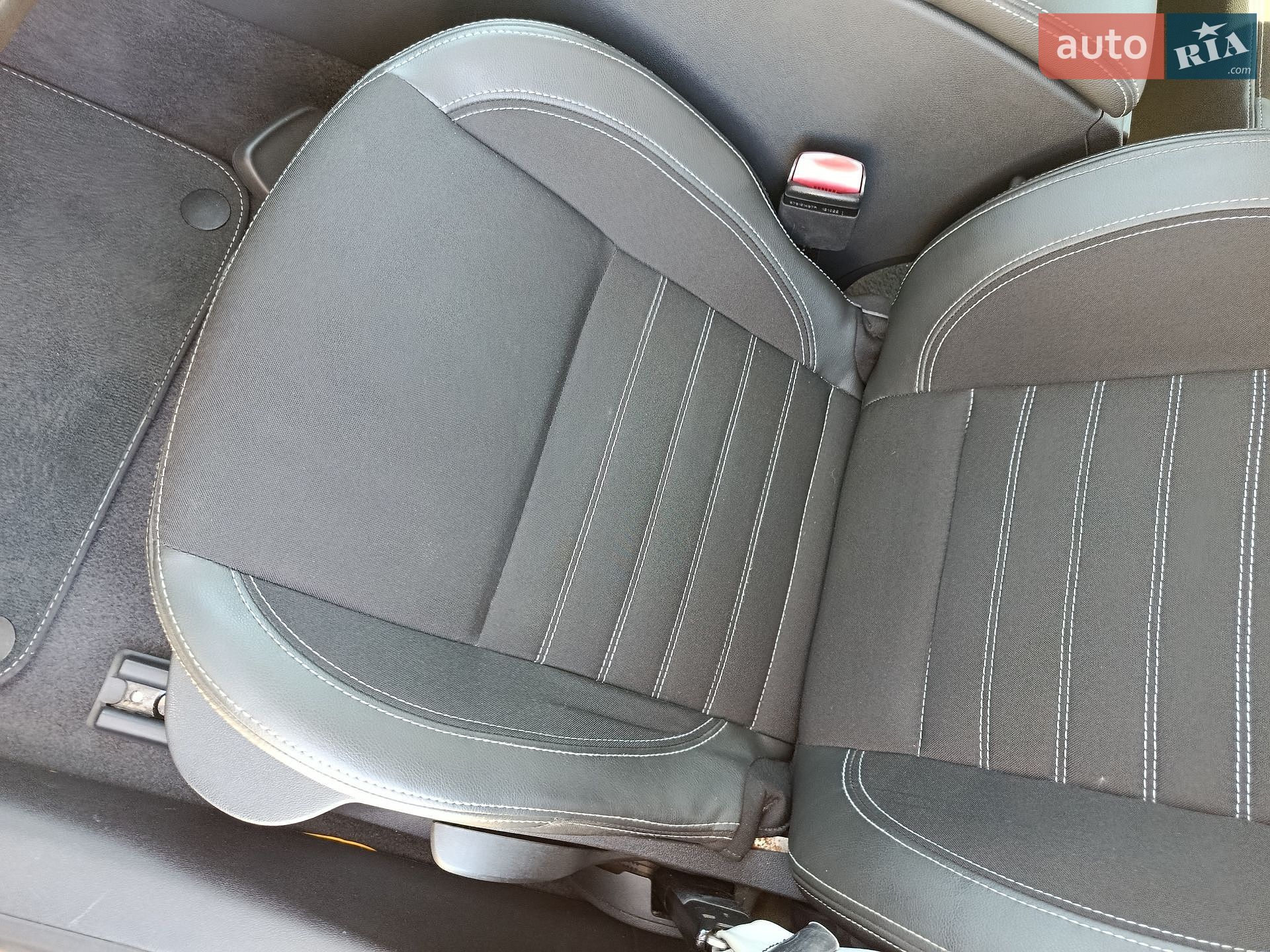 Renault Laguna 2013 VIN VF1BT1RG648230644 фото оголошення 27 з 36