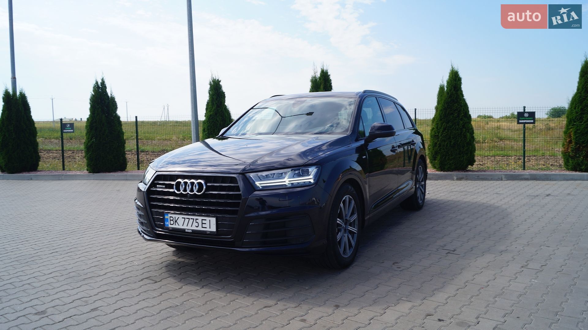 Audi Q7 2017 VIN WAUZZZ4M0HD054446 фото оголошення 5 з 82