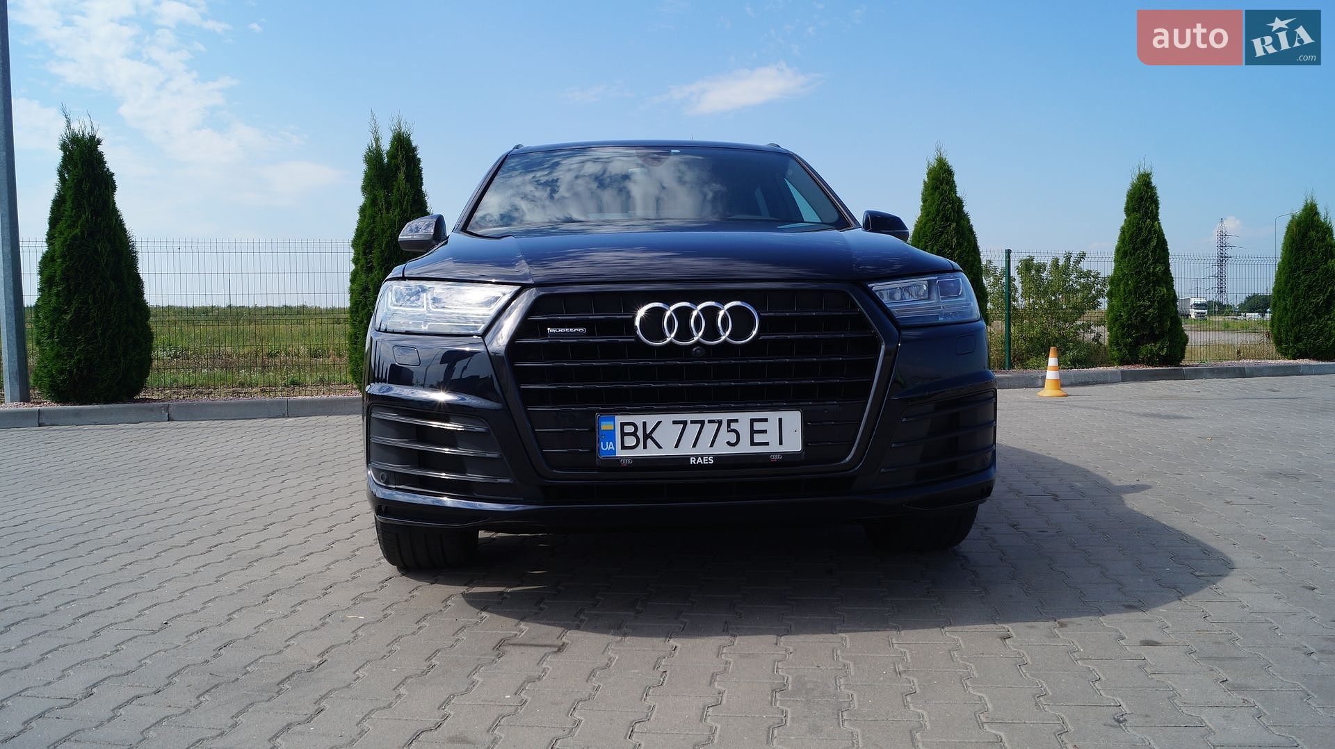 Audi Q7 2017 VIN WAUZZZ4M0HD054446 фото оголошення 4 з 38