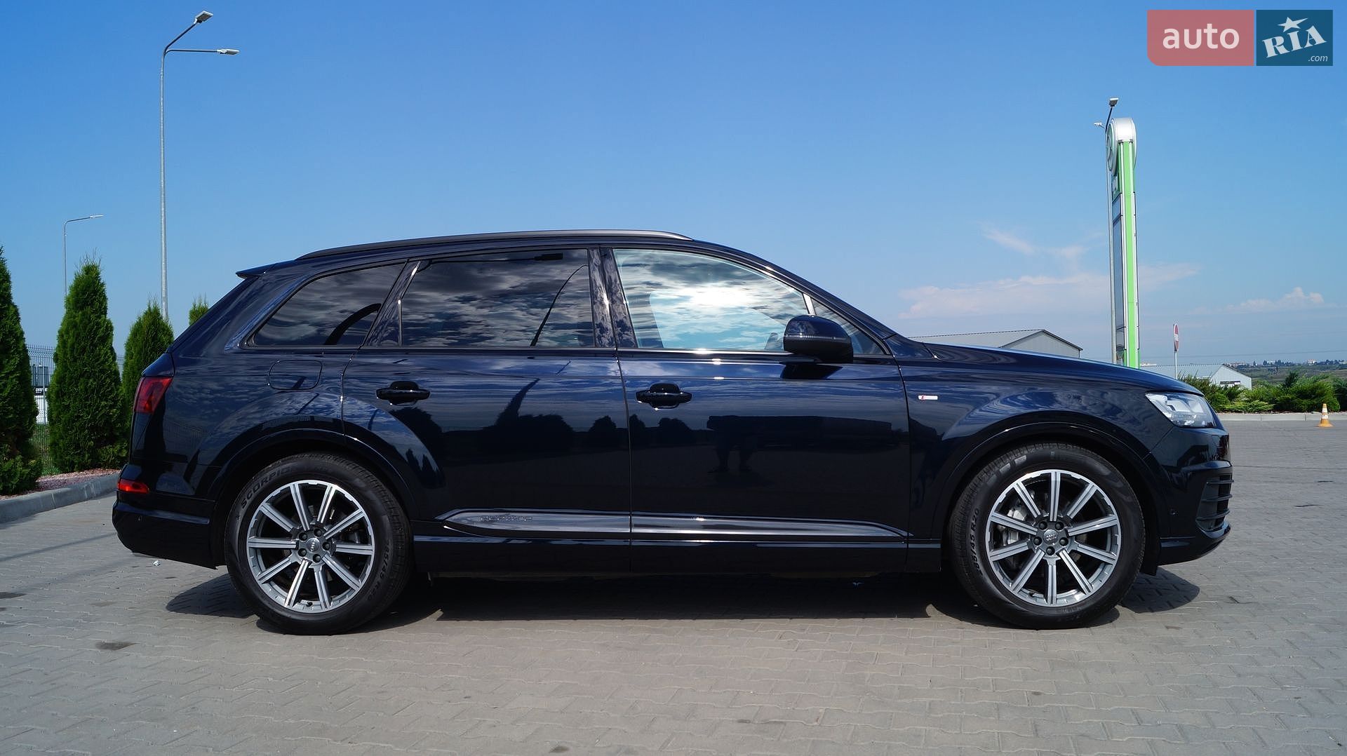 Audi Q7 2017 VIN WAUZZZ4M0HD054446 фото оголошення 5 з 38