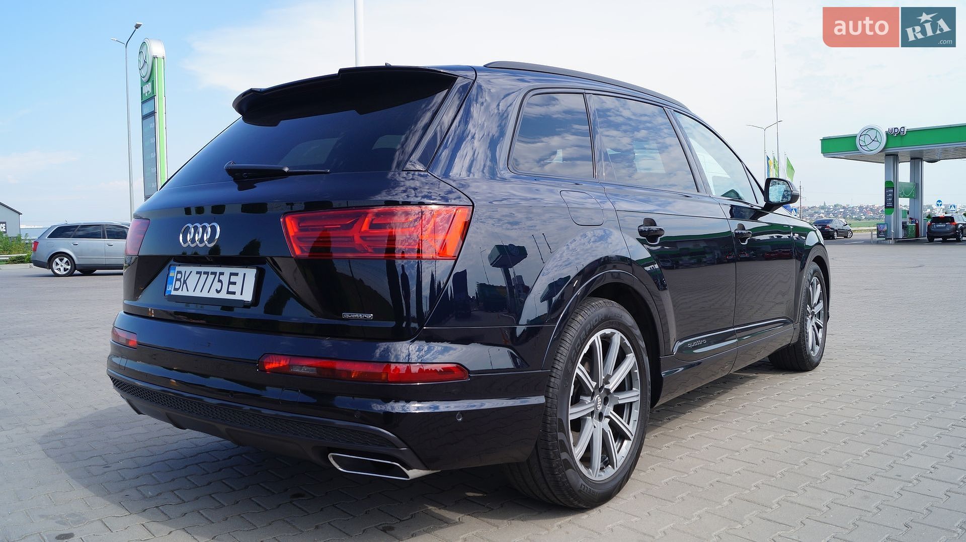 Audi Q7 2017 VIN WAUZZZ4M0HD054446 фото оголошення 6 з 38