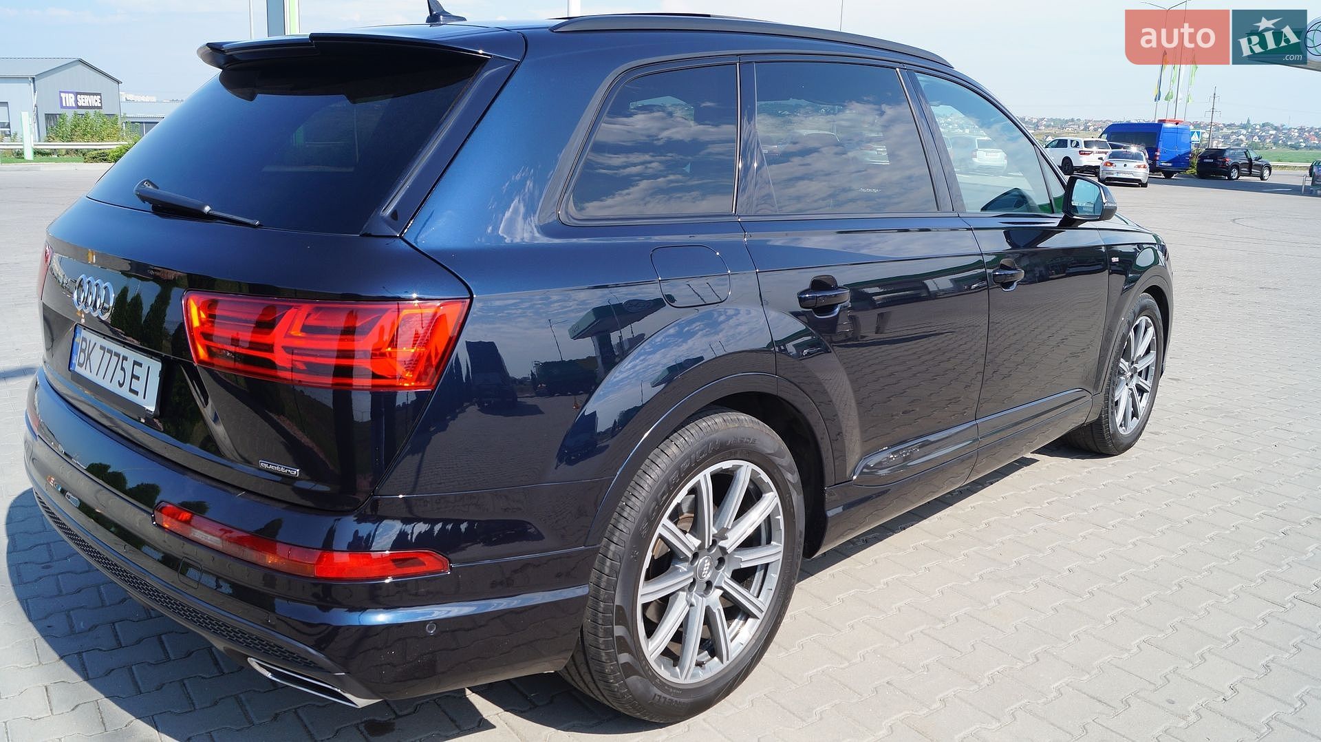 Audi Q7 2017 VIN WAUZZZ4M0HD054446 фото оголошення 15 з 38