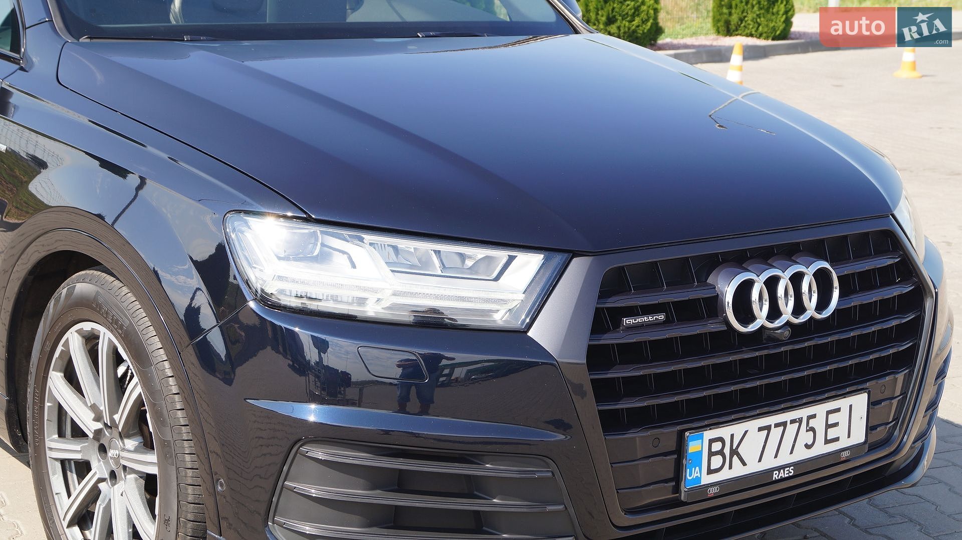 Audi Q7 2017 VIN WAUZZZ4M0HD054446 фото оголошення 22 з 38
