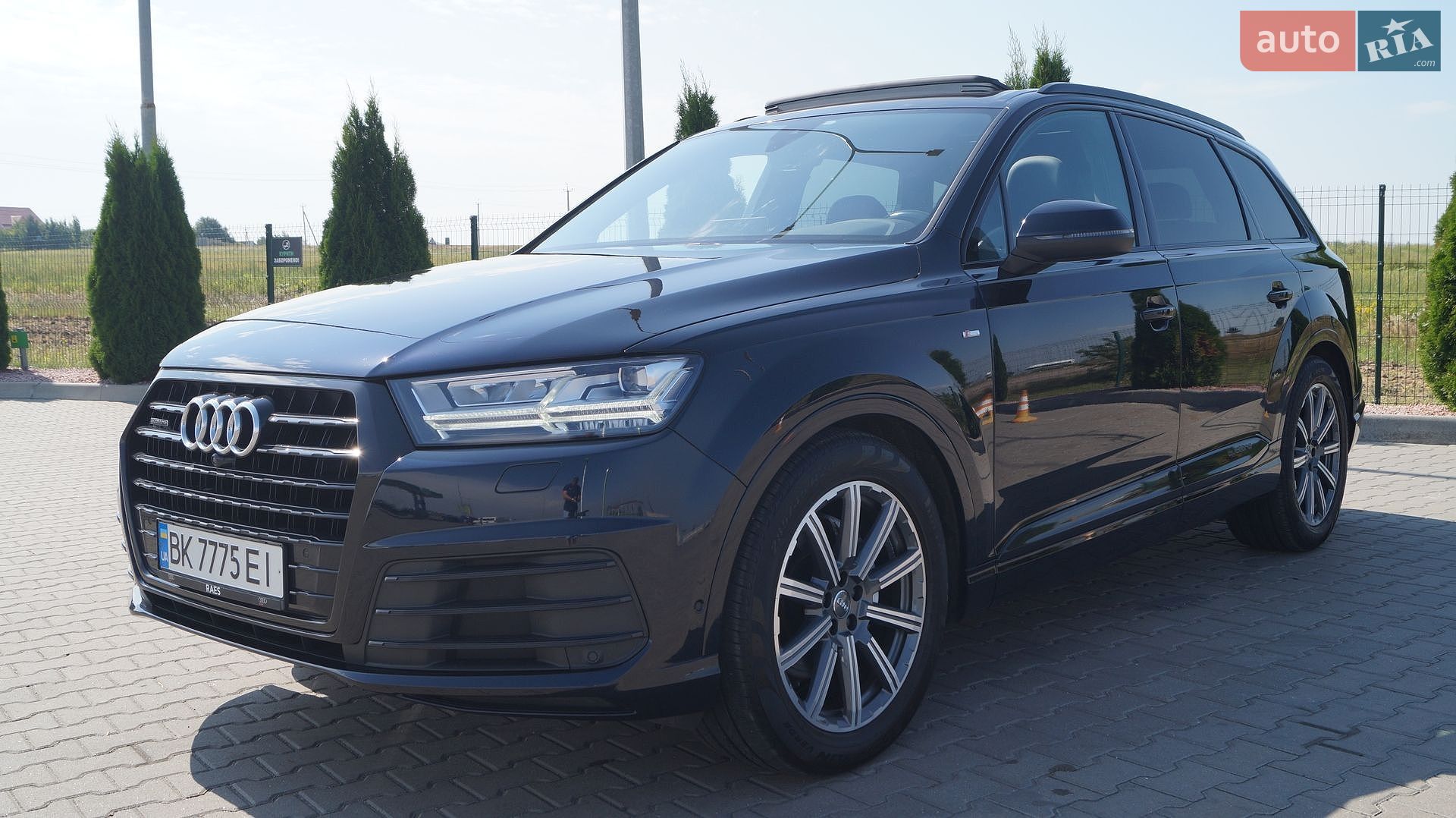 Audi Q7 2017 VIN WAUZZZ4M0HD054446 фото оголошення 27 з 38