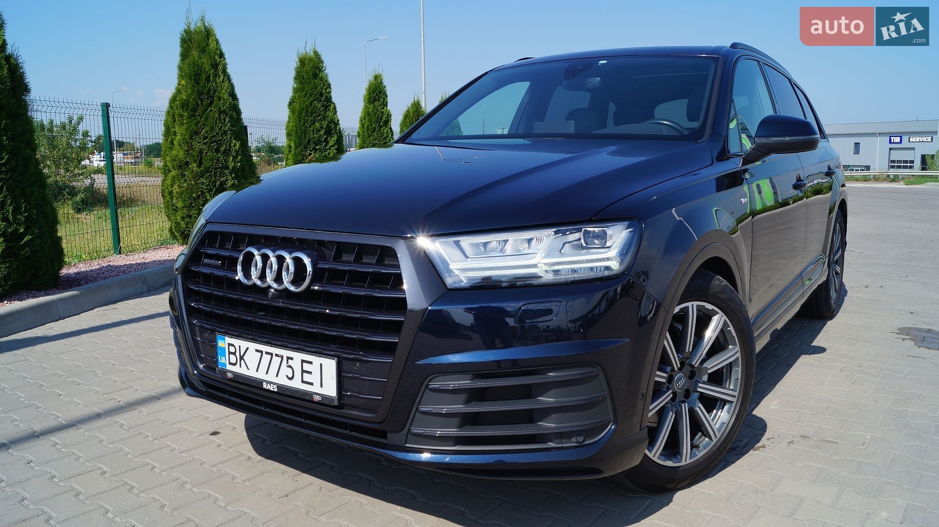 Audi Q7 2017 VIN WAUZZZ4M0HD054446 фото оголошення 30 з 38
