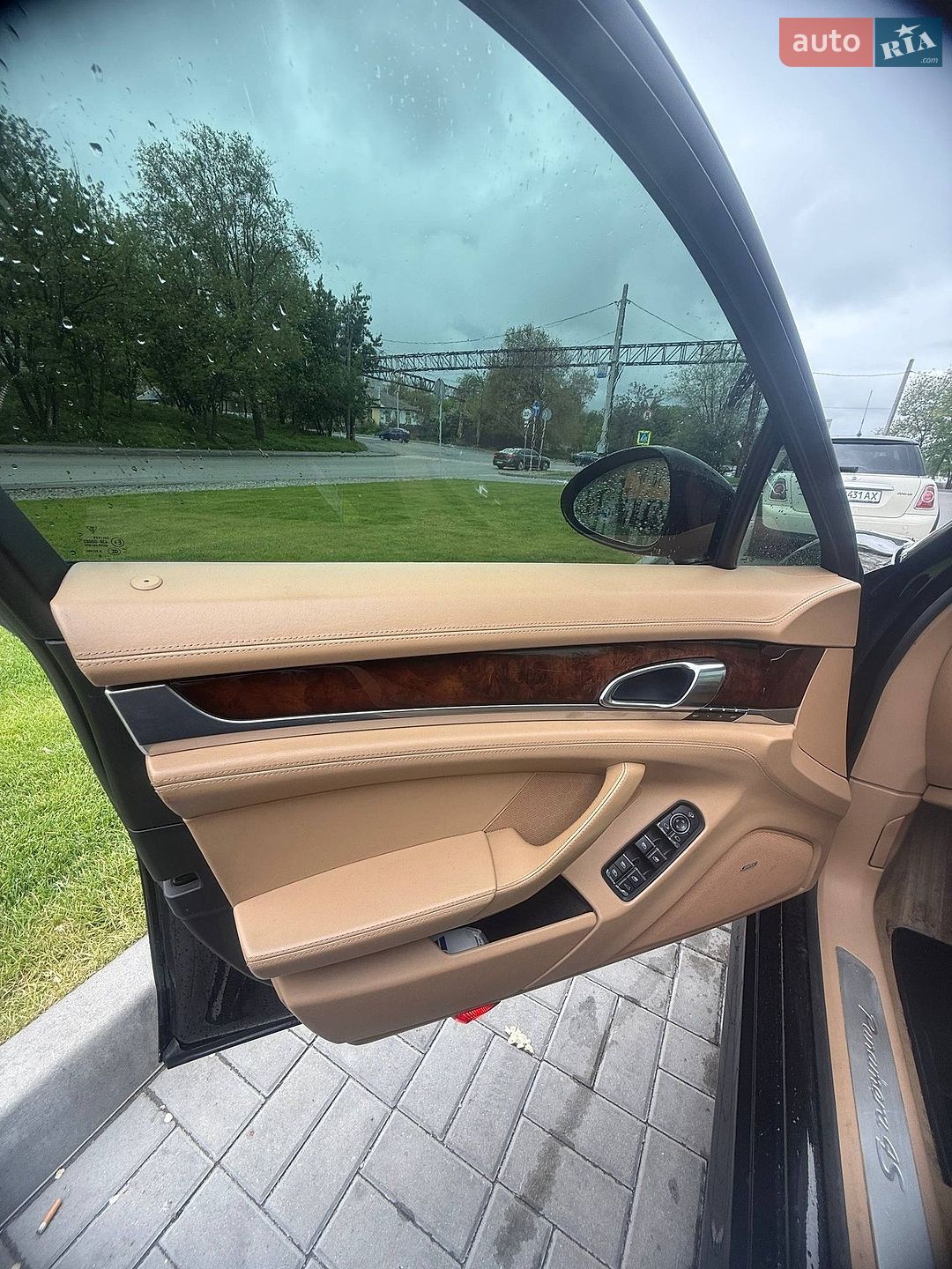 Porsche Panamera 2010 VIN WP0AB2A70BL060383 фото оголошення 12 з 19