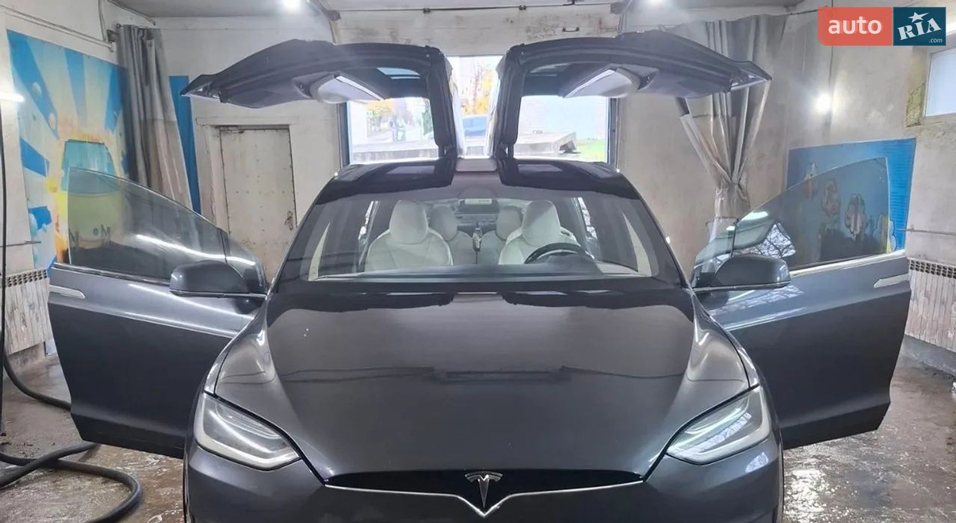 Tesla Model X 2017 VIN 5YJXCBE20HF041401 фото оголошення 6 з 6