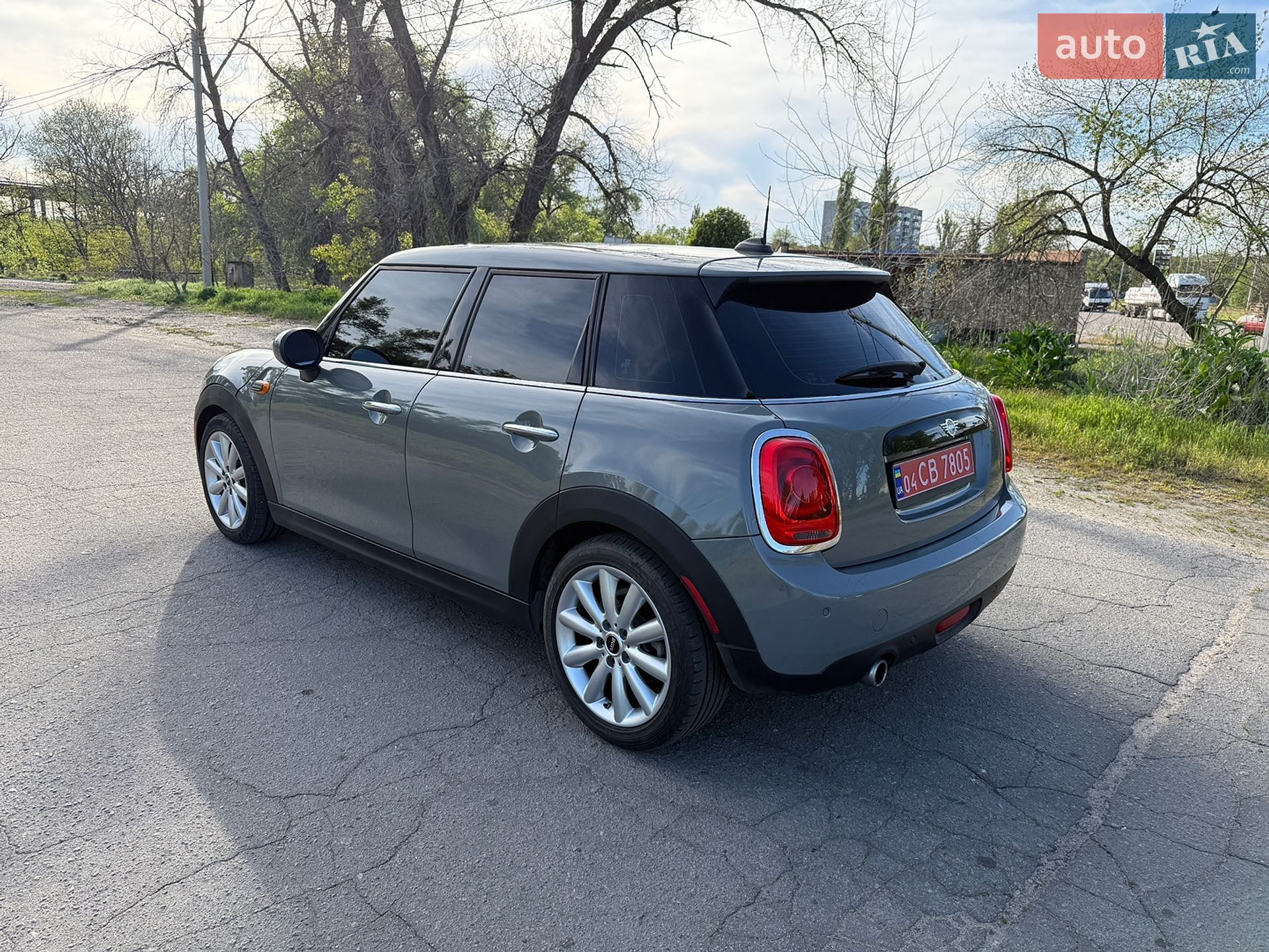 MINI Cooper 2019 VIN WMWXU1C5XK2J02989 фото оголошення 5 з 55