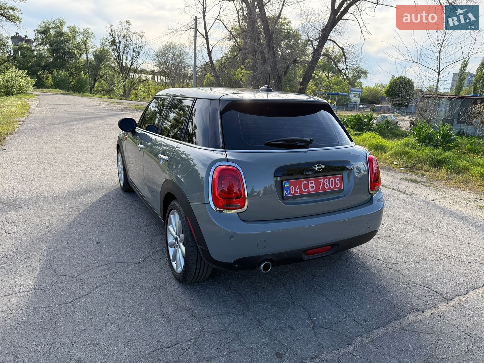 MINI Cooper 2019 VIN WMWXU1C5XK2J02989 фото оголошення 6 з 55