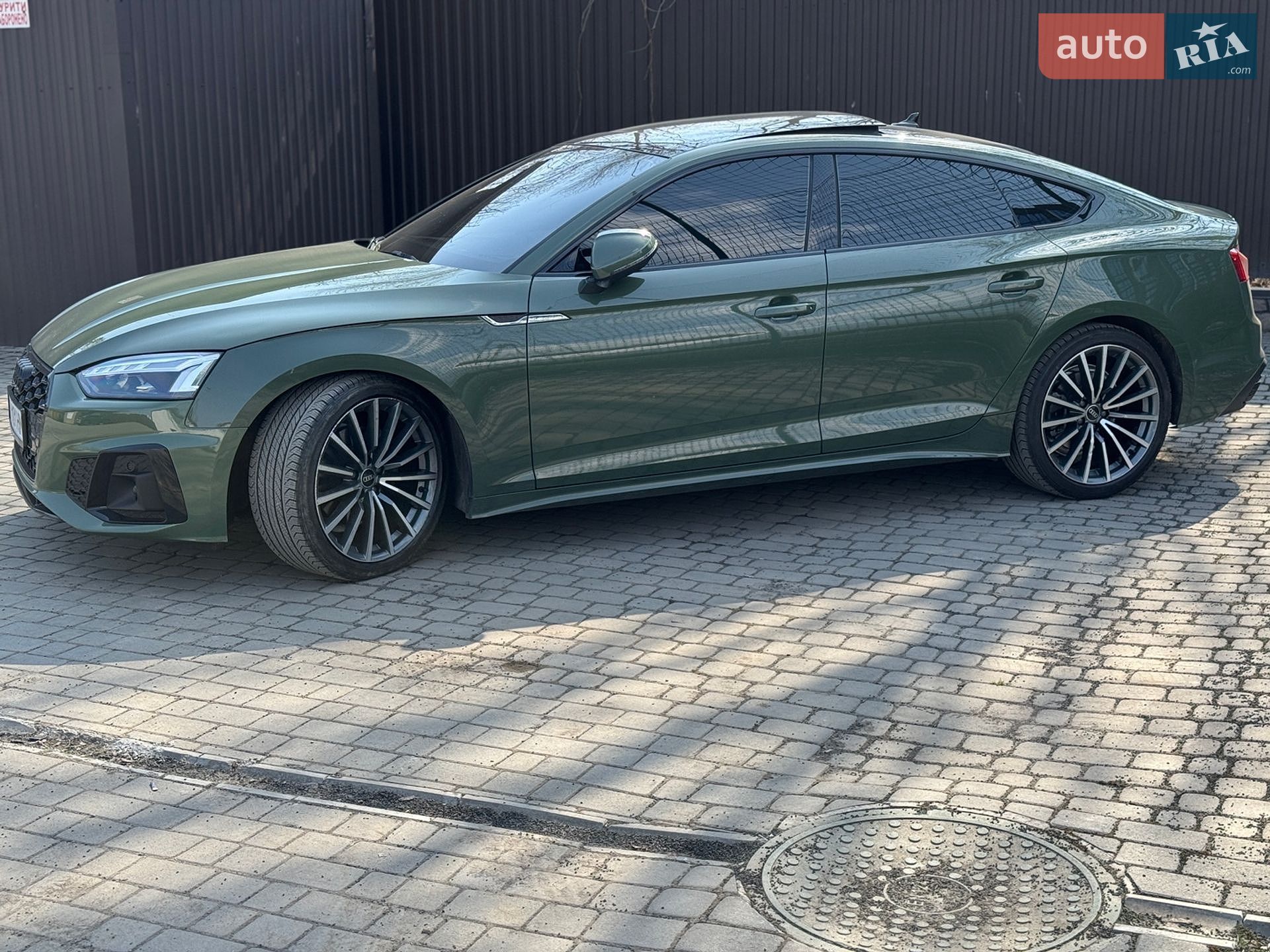 Audi A5 2021 VIN WAUCBCF51NA017318 фото оголошення 6 з 17
