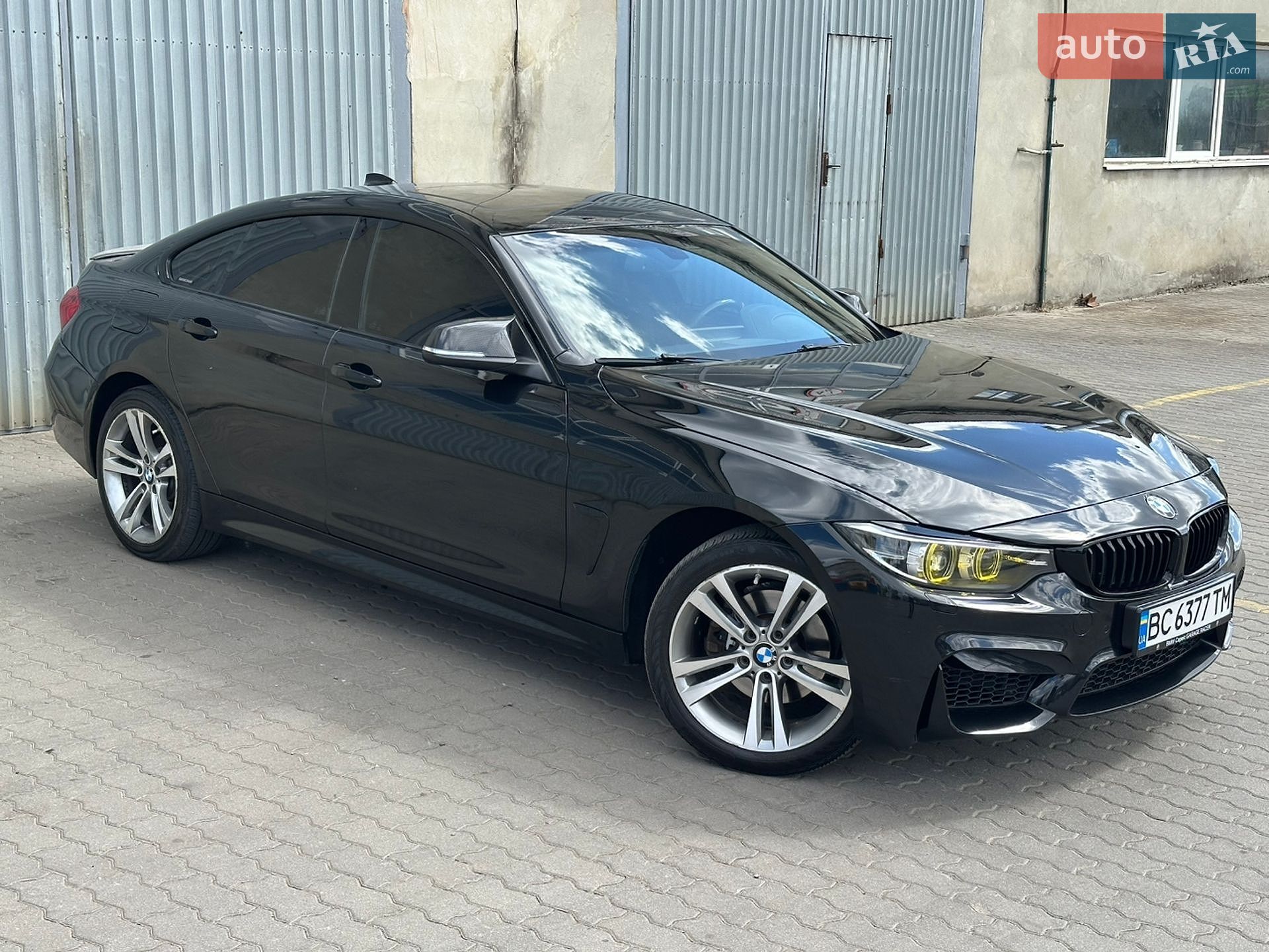 BMW 4 Series Gran Coupe 2017 VIN WBA4J3C52JBG95479 фото оголошення 14 з 49