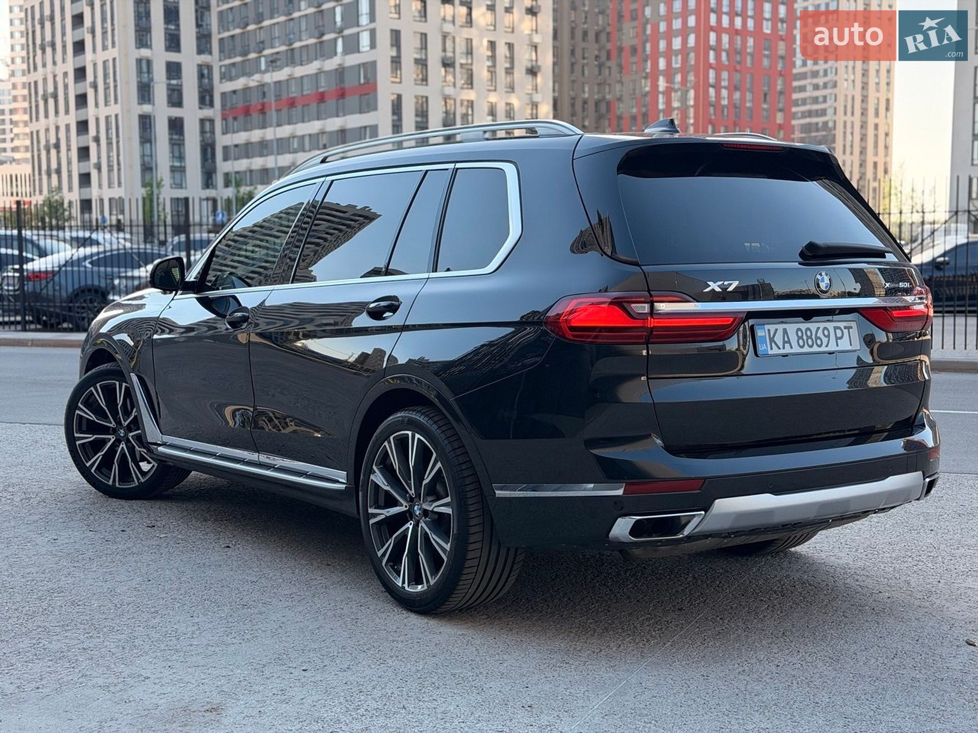 BMW X7 2019 VIN 5UXCX4C57KLB40315 фото оголошення 16 з 17