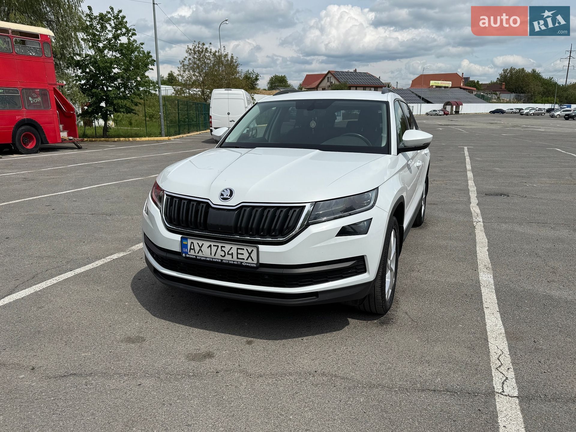 Skoda Kodiaq 2017 VIN TMBLJ6NS5JB400214 фото оголошення 4 з 71