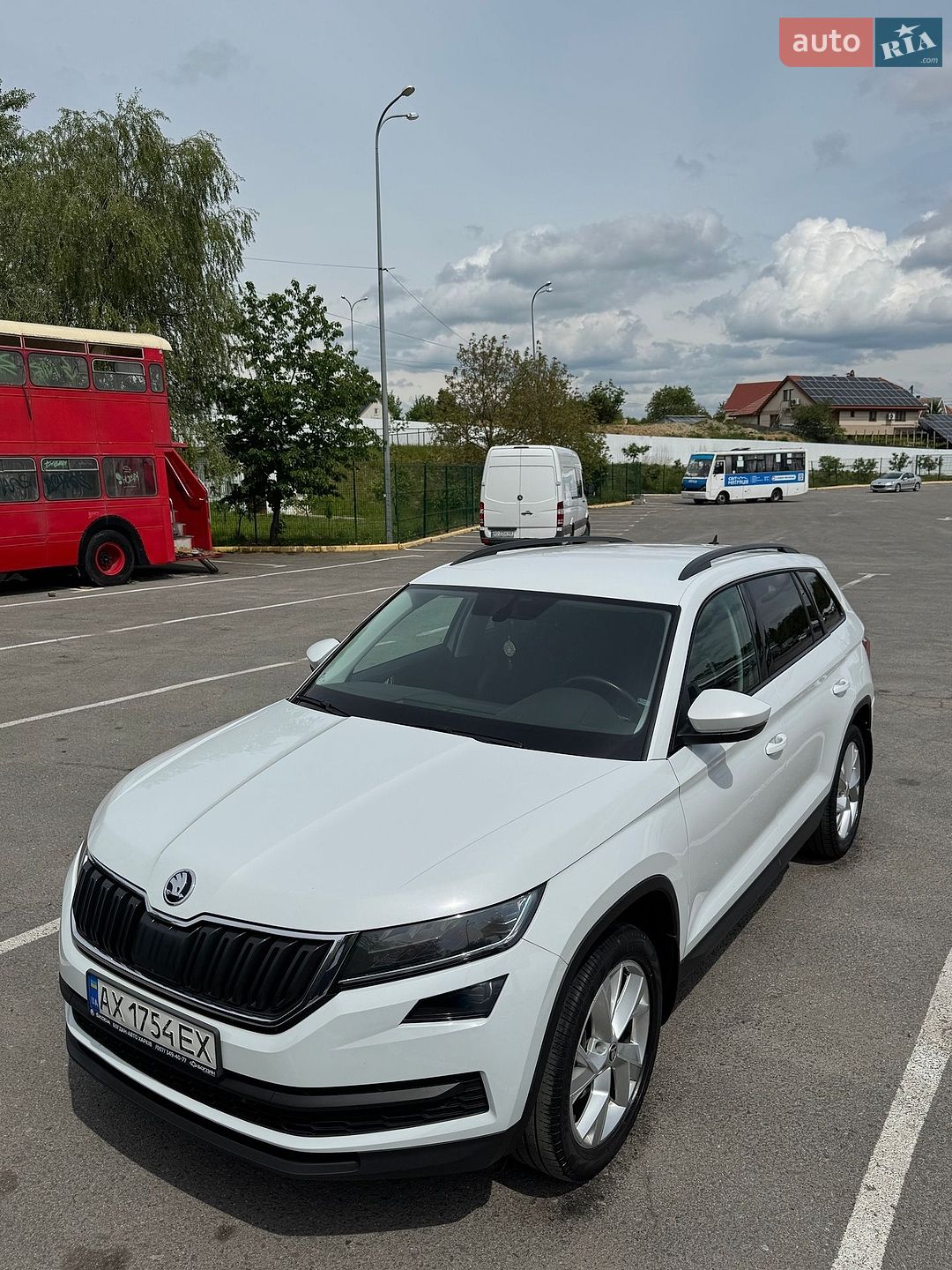 Skoda Kodiaq 2017 VIN TMBLJ6NS5JB400214 фото оголошення 7 з 71