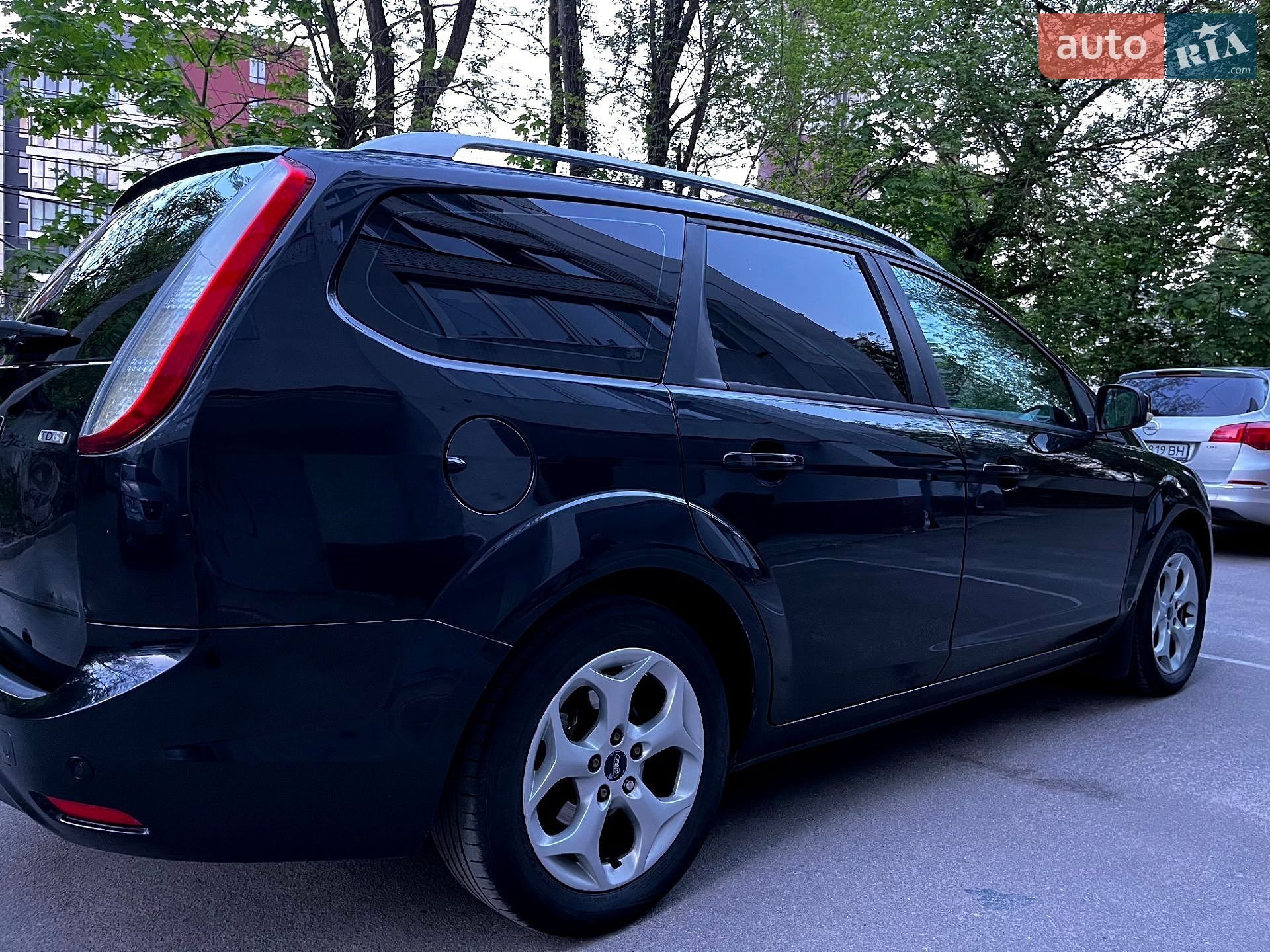 Ford Focus 2010 VIN WF0SXXGCDSAS05482 фото оголошення 6 з 21