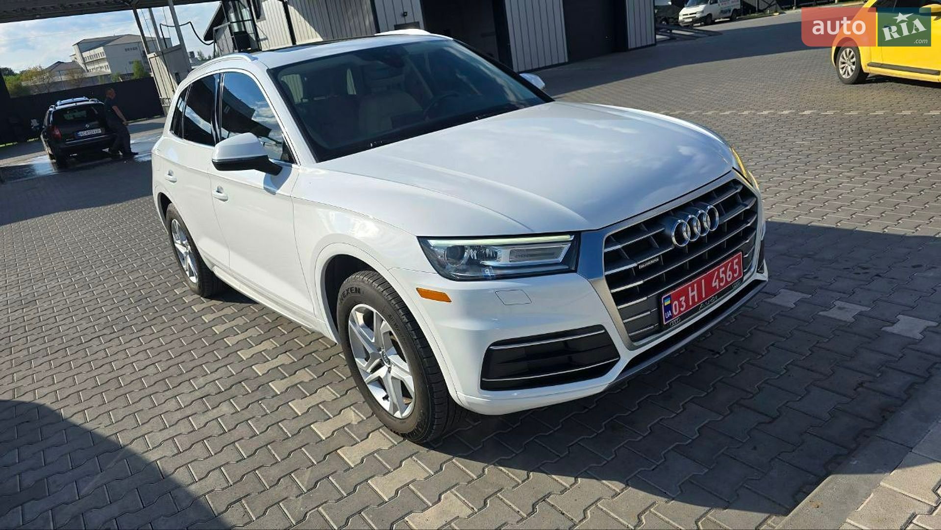 Audi Q5 2019 VIN WA1ANAFYXK2068008 фото оголошення 10 з 10