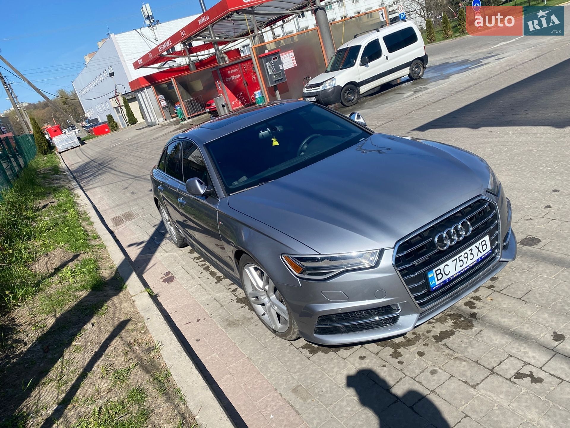 Audi A6 2015 VIN WAUGFAFC9GN100290 фото оголошення 16 з 17