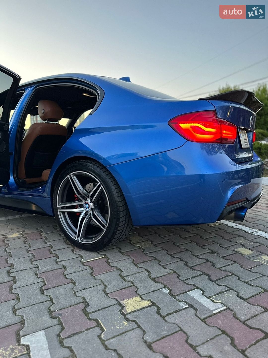 BMW 3 Series 2015 VIN WBA8B3C5XGK383222 фото оголошення 6 з 23