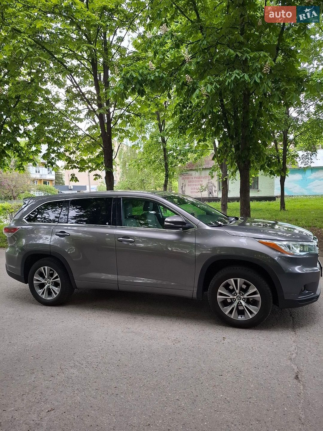 Toyota Highlander 2016 VIN 5TDZKRFHXGS154211 фото оголошення 19 з 36