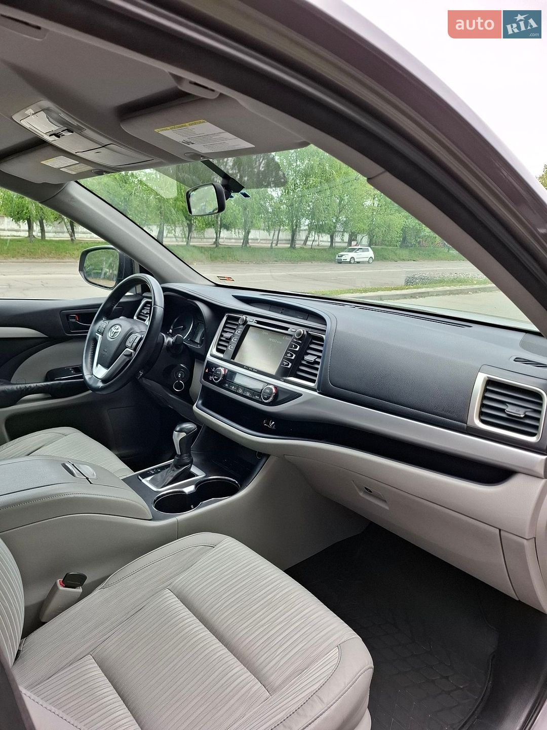 Toyota Highlander 2016 VIN 5TDZKRFHXGS154211 фото оголошення 26 з 36
