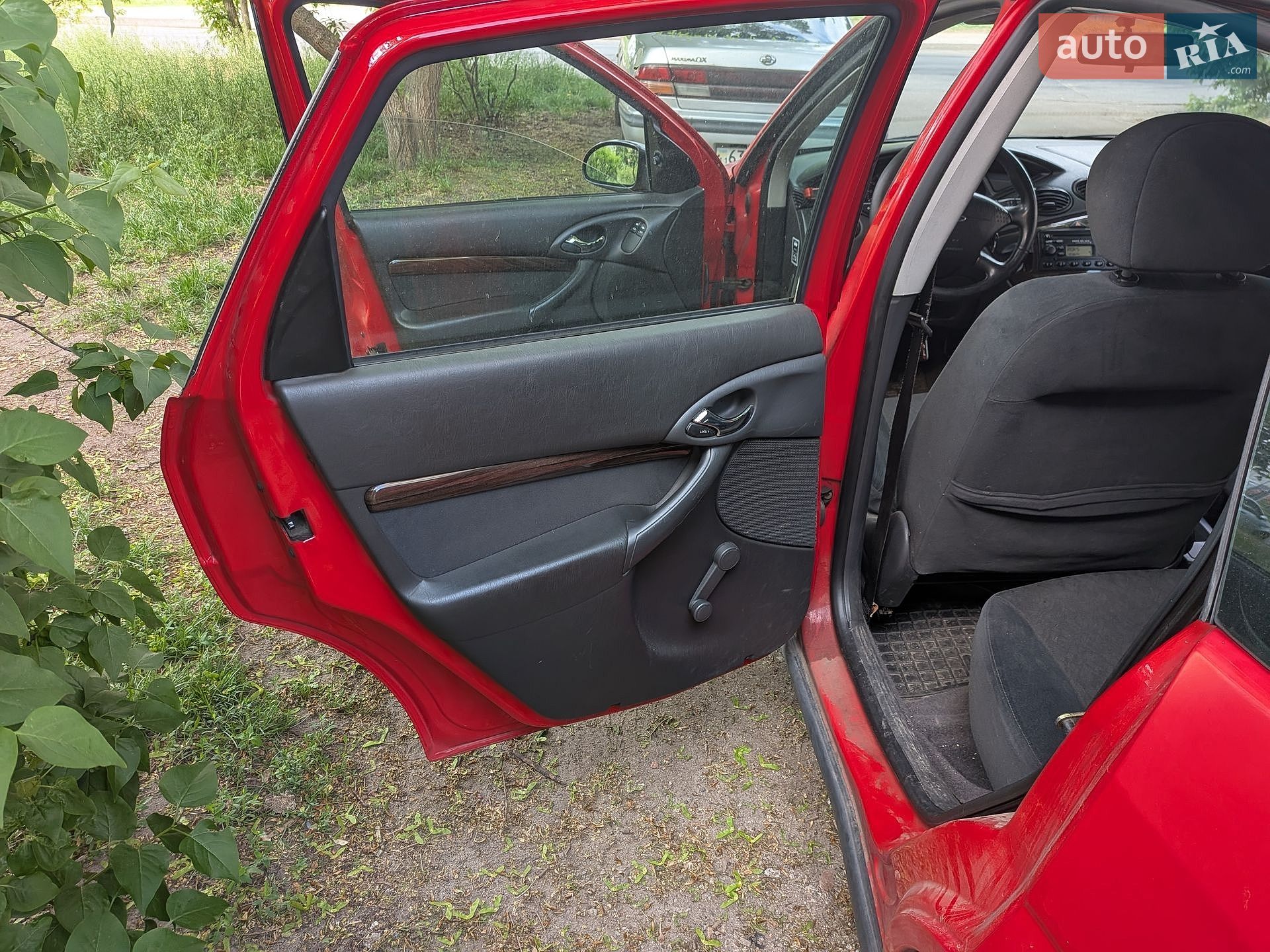 Ford Focus 1999 VIN WF0AXXGCDAXE05456 фото оголошення 5 з 21