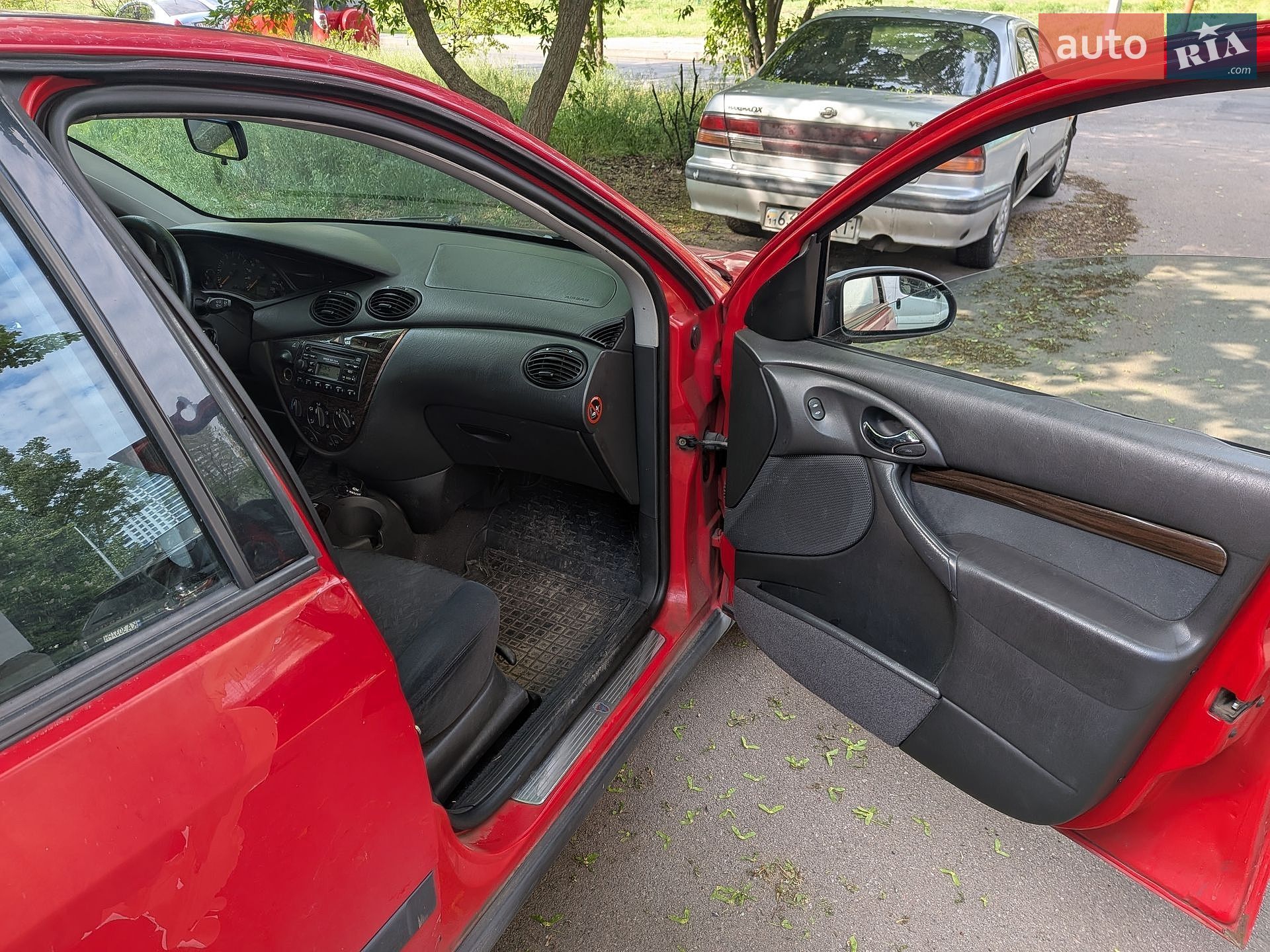 Ford Focus 1999 VIN WF0AXXGCDAXE05456 фото оголошення 10 з 21