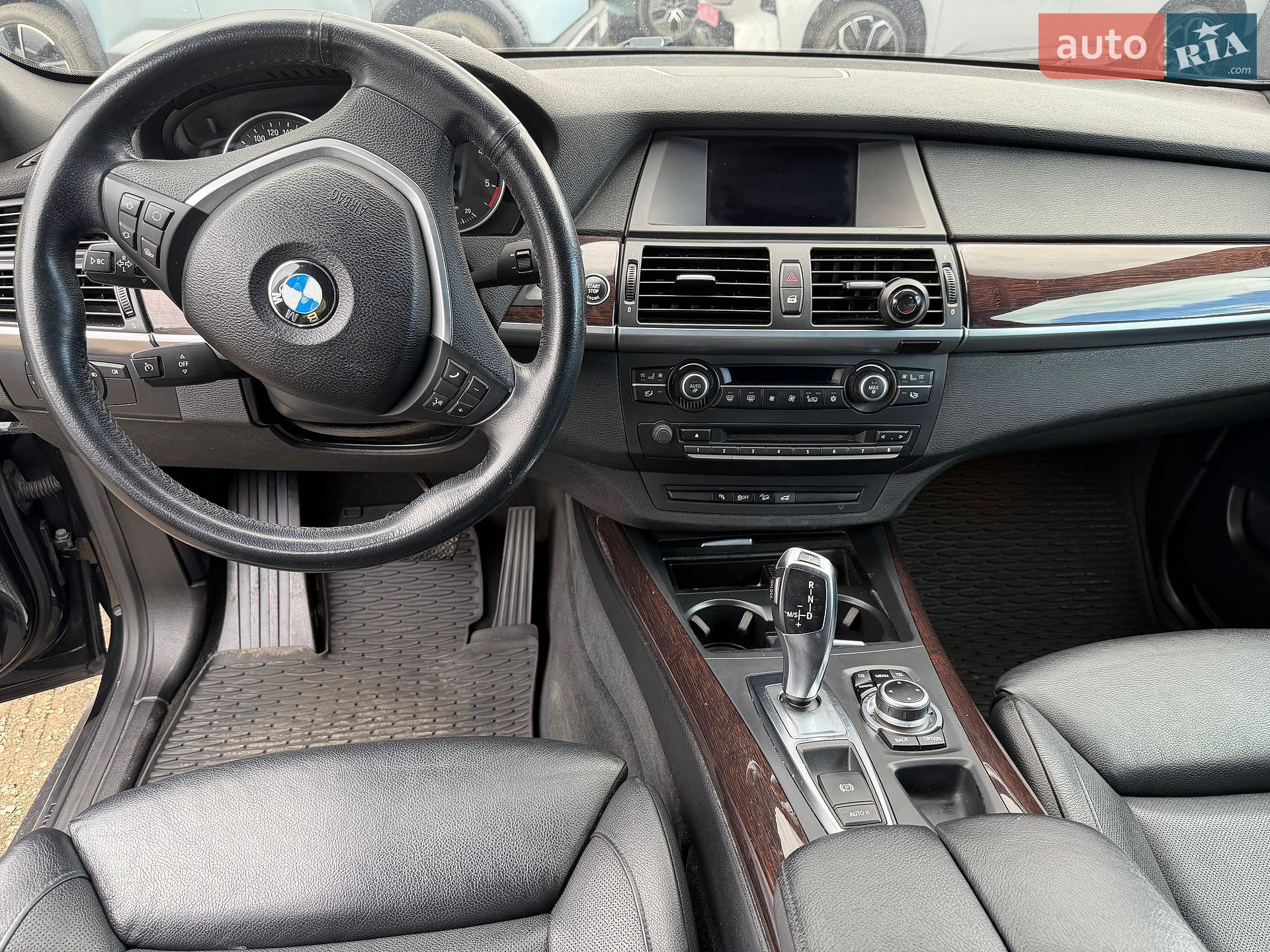 BMW X5 2012 VIN WBAZW41070L833916 фото оголошення 14 з 29
