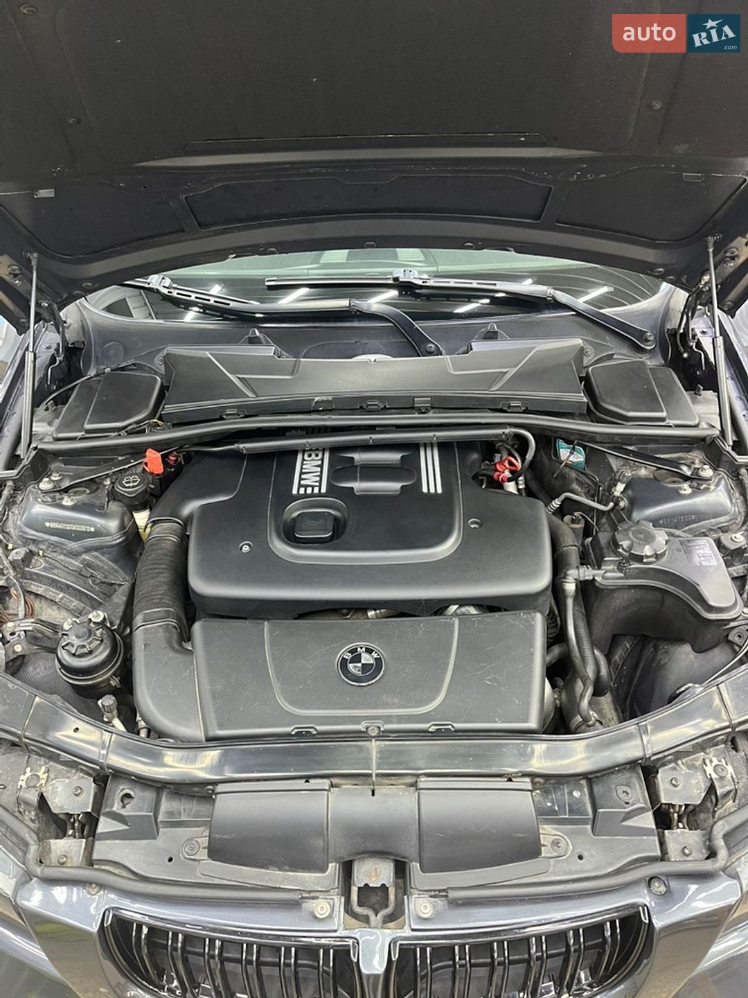 BMW 3 Series 2006 VIN WBAVU11070K003610 фото оголошення 16 з 20